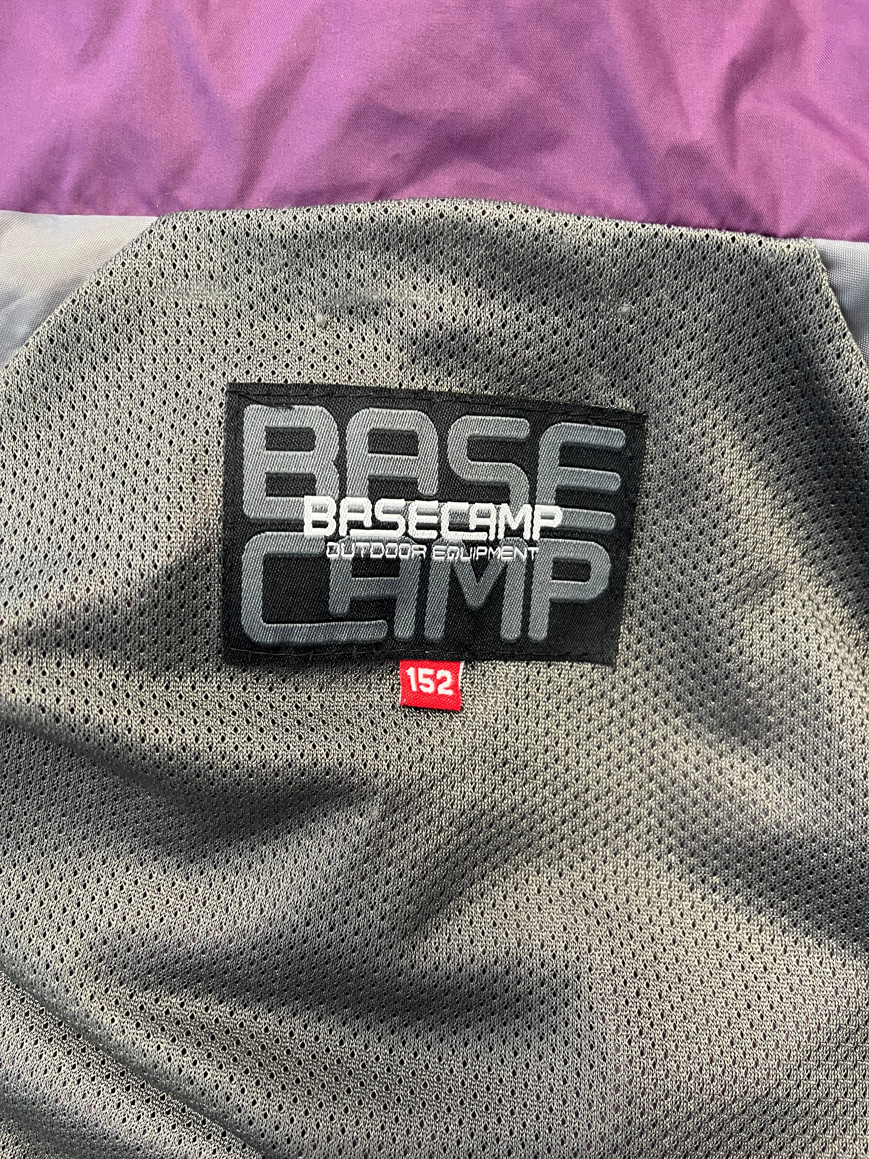Basecamp Outdoor Equipment Windbreaker – Gr. 152, Lila, Sehr Gut