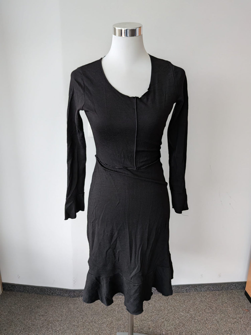 Elise Gug schwarzes Wollmischkleid, Gr. 38 (M), sehr guter Zustand