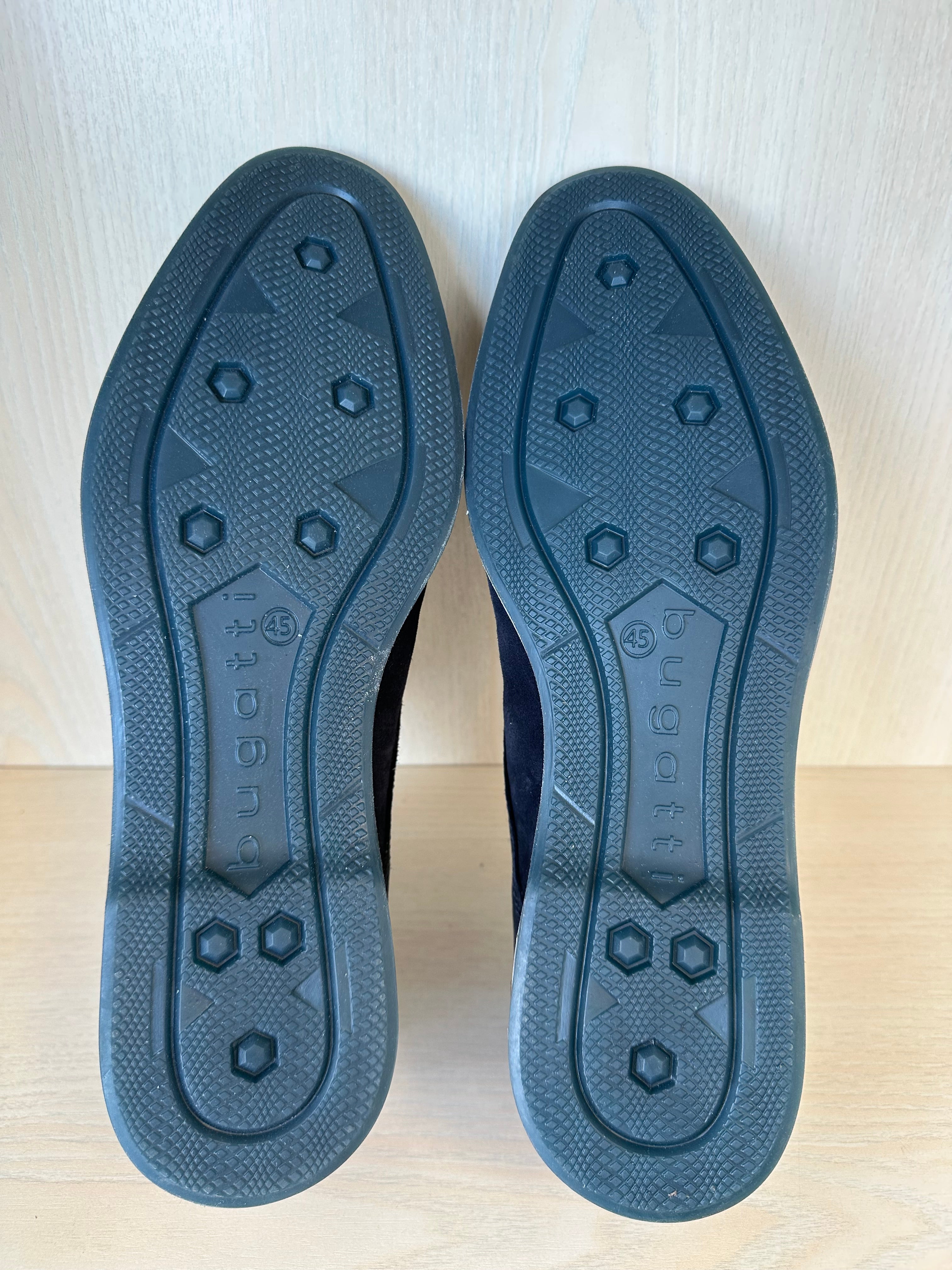 Bugatti Melchiore Derby Dunkelblau Wildleder Gr. 45 – sehr guter Zustand