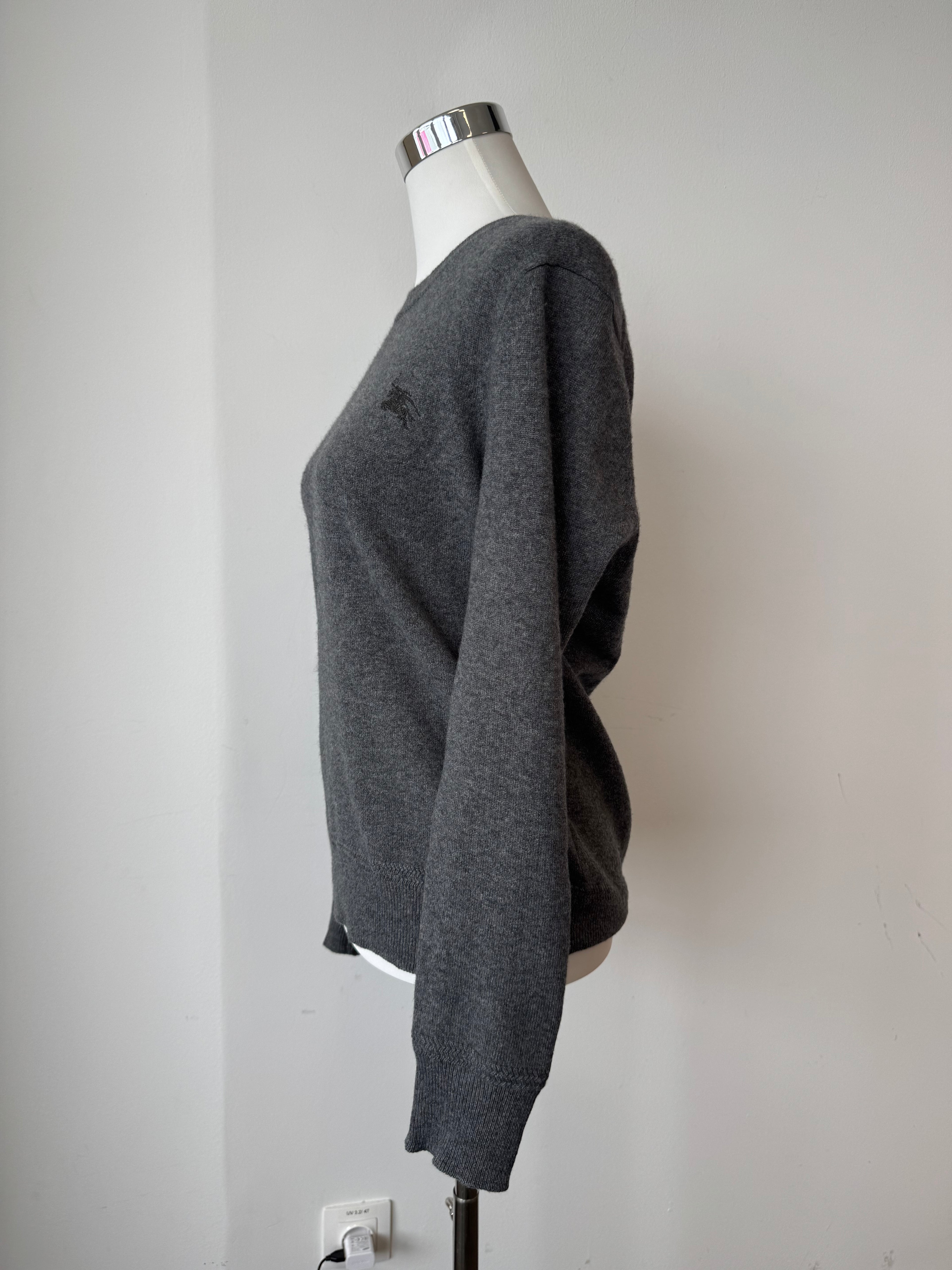 Burberry Kaschmir Crew Neck Pullover Grau Medium Guter Zustand