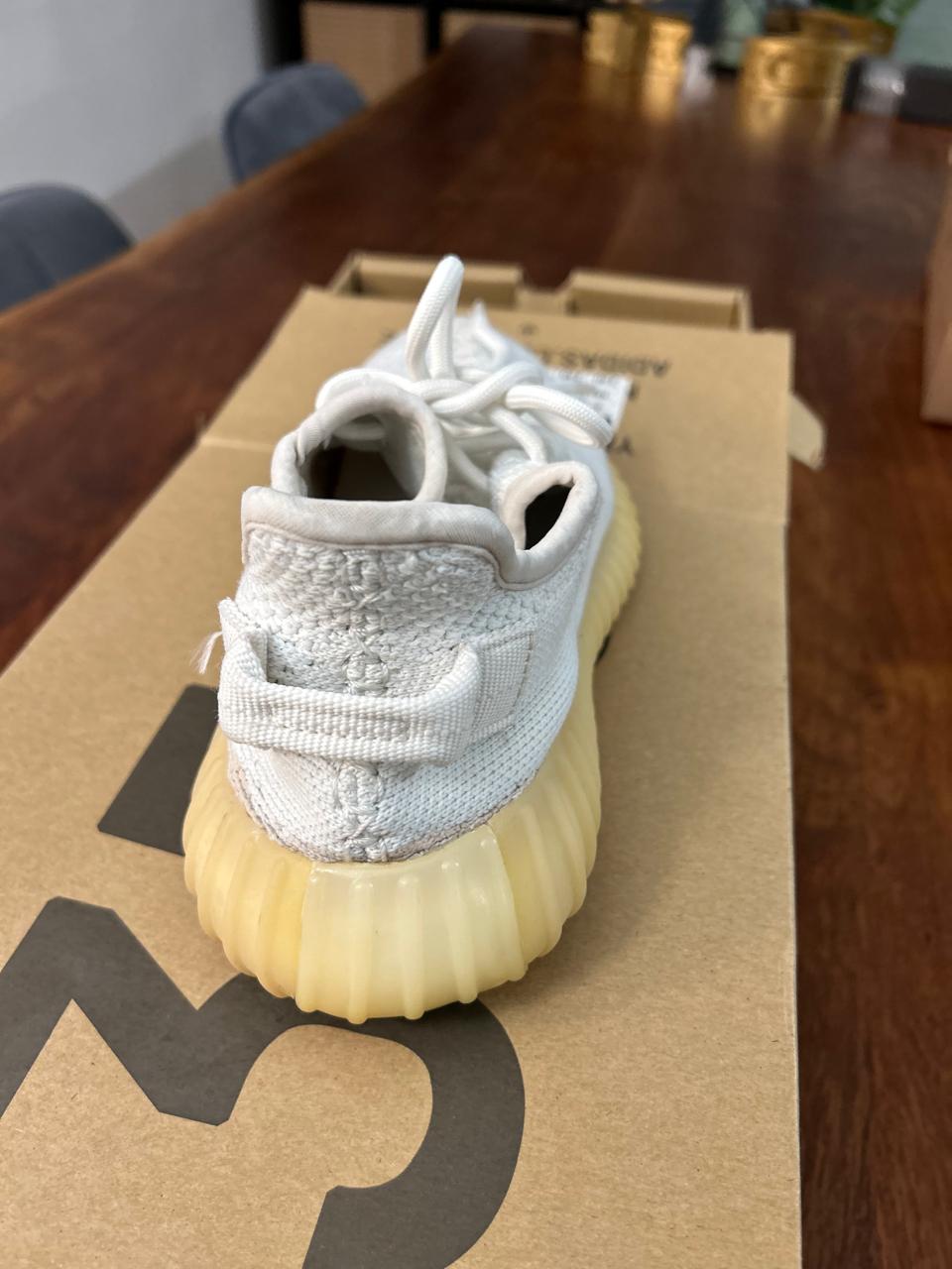 Adidas Yeezy Boost 350 V2 Cream – Gr. 36 – Guter Zustand, leichte Gebrauchsspuren
