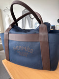Hermès Sac de Pansage Groom Medium Canvas Navy/Braun mit Riemen, sehr gut