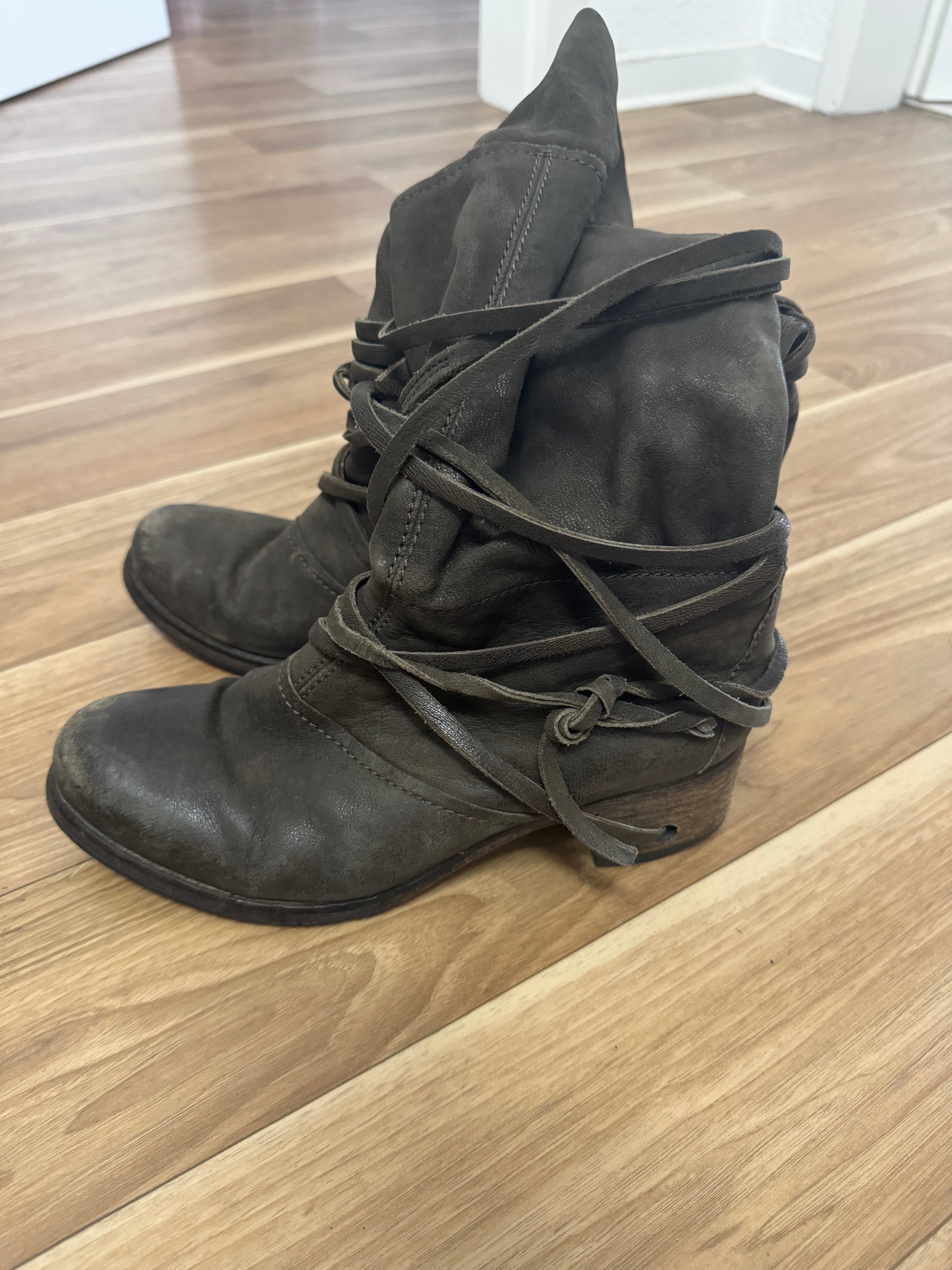 Freebird by Steven COAL Leder Stiefel braun 38 EU gebraucht