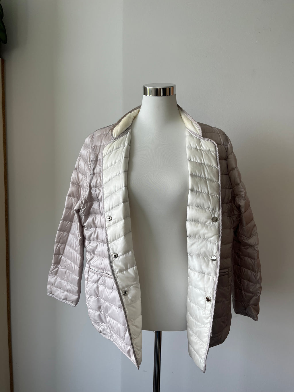 Jan Mayen Women's Lightweight Down Jacket, White, L, Collarless, Good Condition