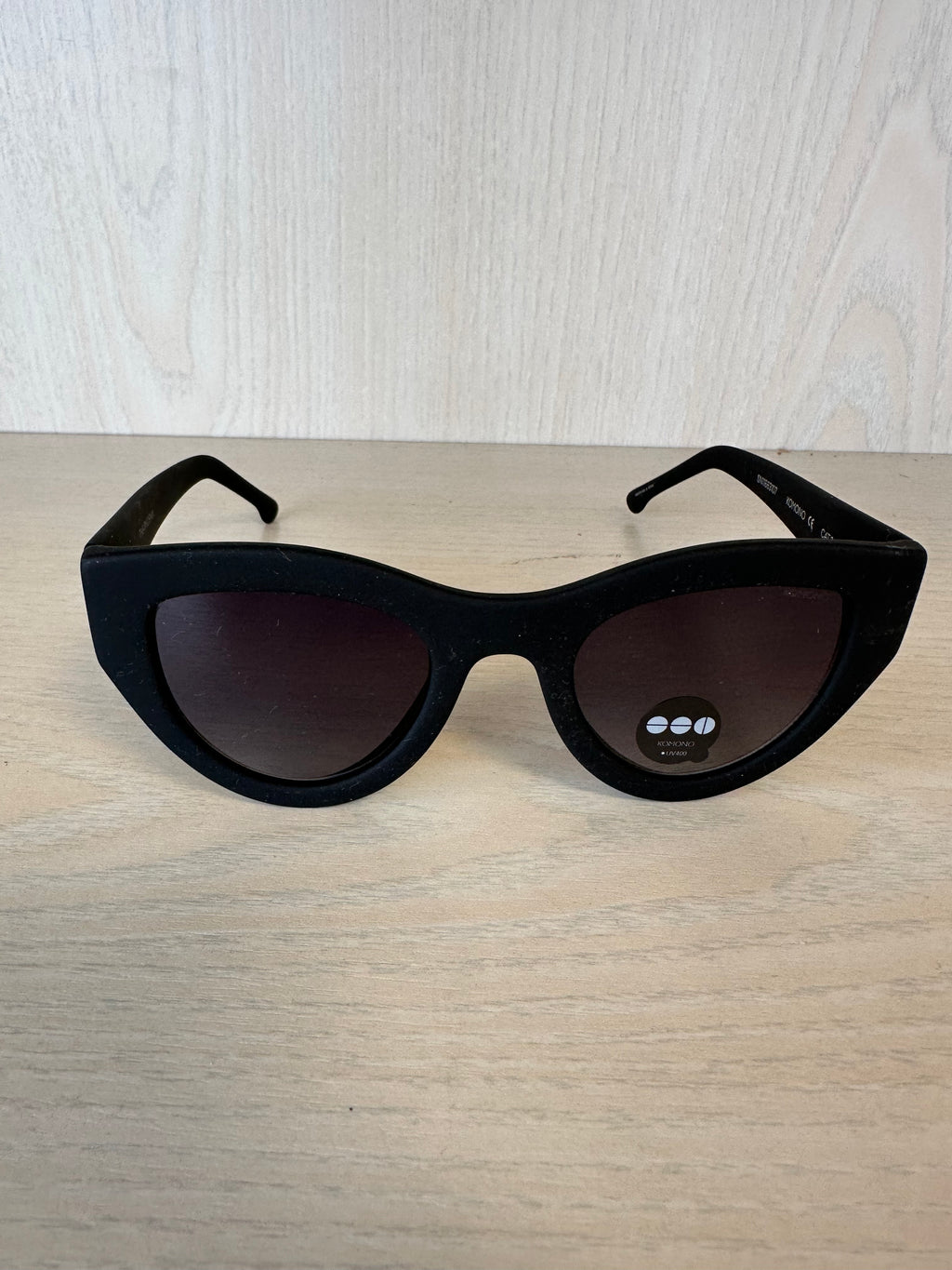 Neu KOMONO Phoenix Carbon Sonnenbrille Schwarz – versiegelt, Komplettset