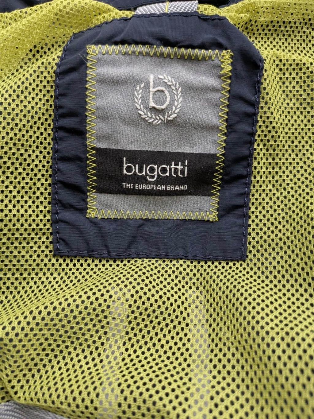 Bugatti Flexcity Men’s Jacket, Size 27 (EU 54 Short), Navy, Very Good