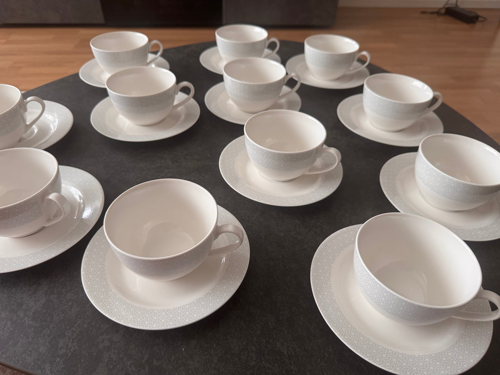KHG Vesuvio Kaffeeset 24-tlg. – 12 Tassen & Untertassen, wie neu, Offwhite