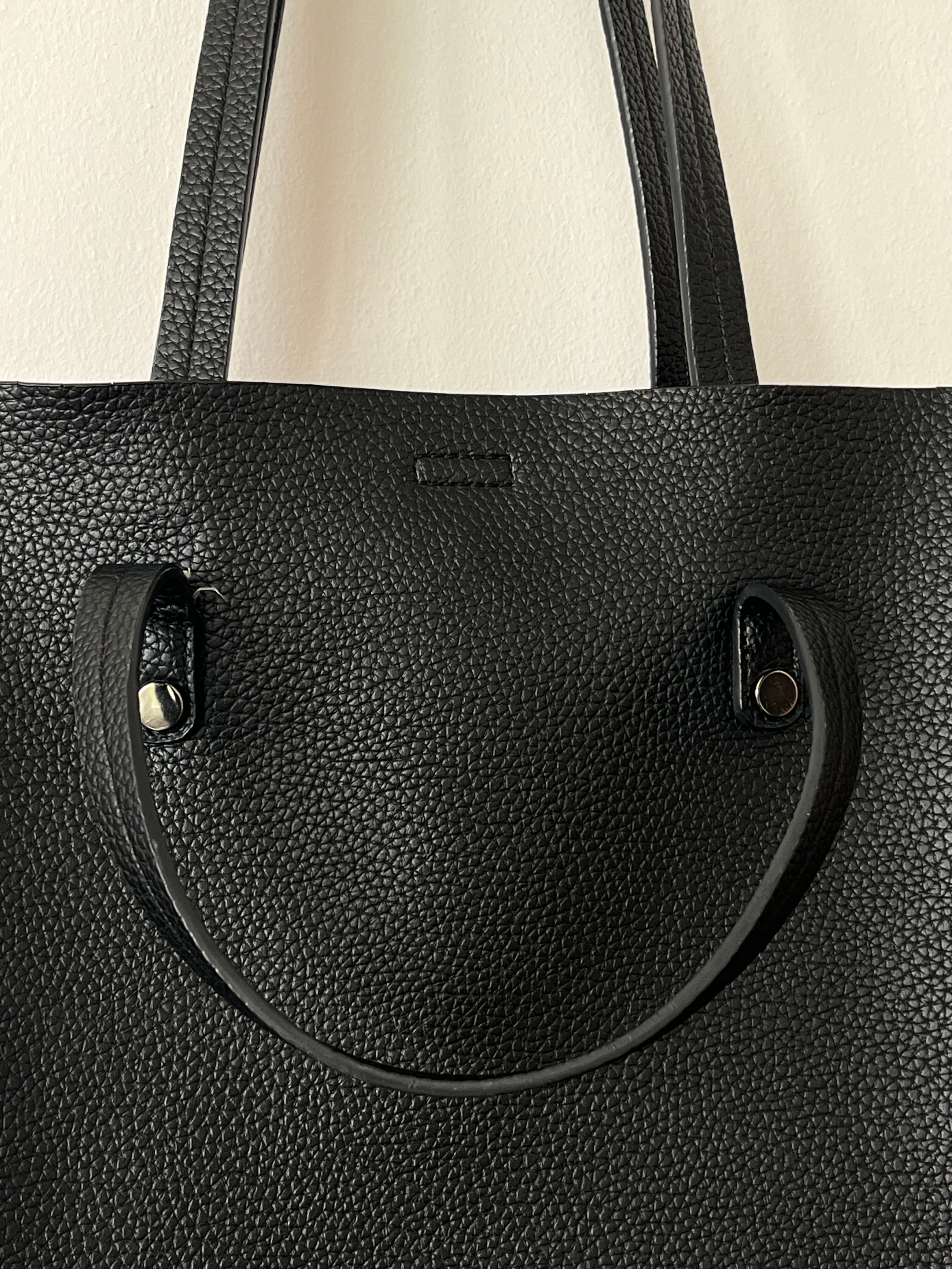 Even&Odd Reversible Tote Large Leder schwarz/rot – sehr gut