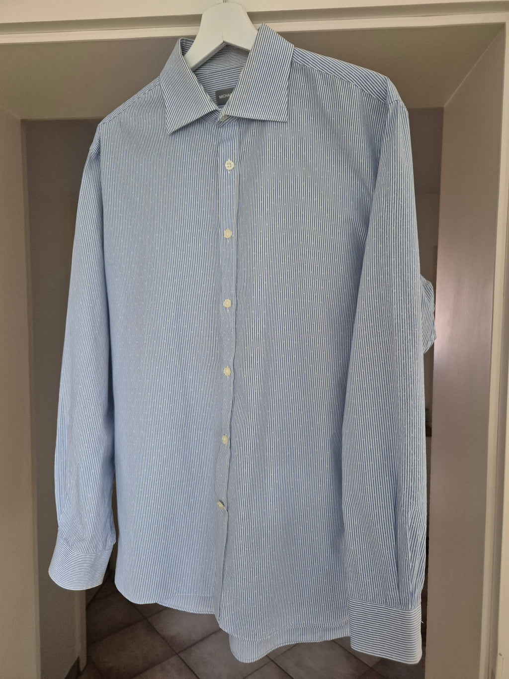 Michael Kors Herren Slim Fit Hemd L/16-16½ | Hellblau Gestreift | Guter Zustand