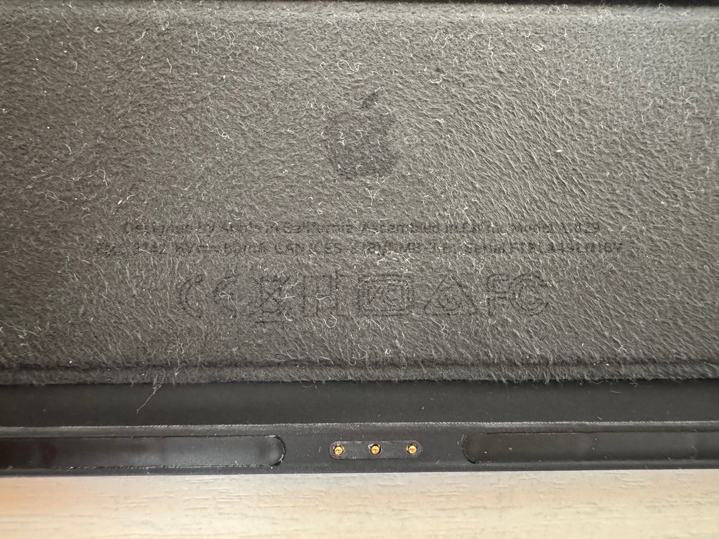 Apple Smart Keyboard 10.5 (A1829), Schwarz, guter Zustand, OVP