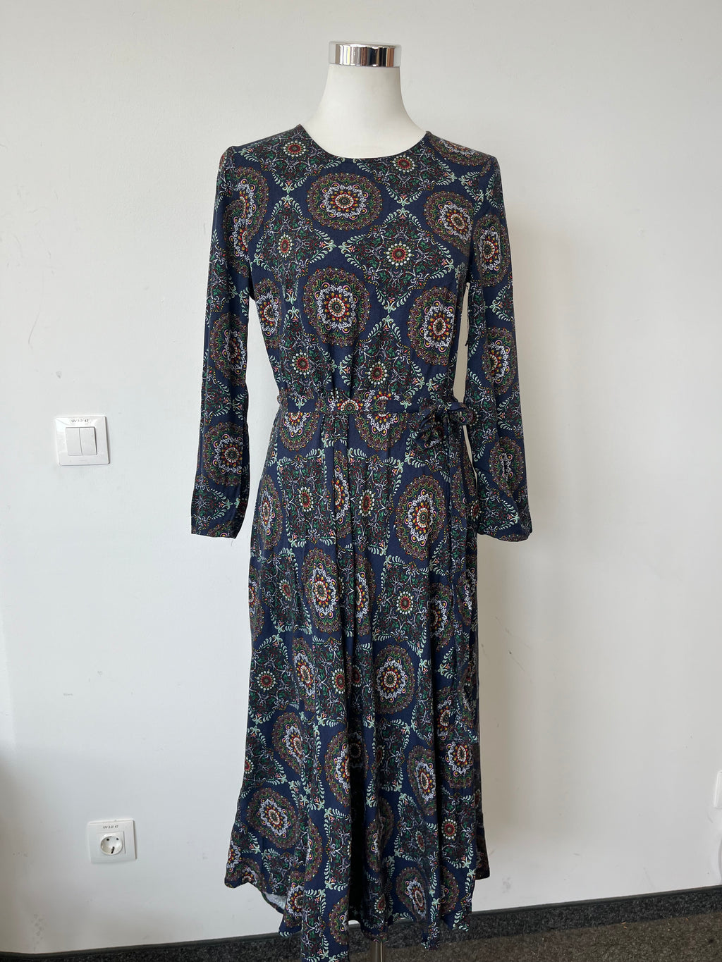 Holly & Whyte by Lindex Maxikleid Langarm EU 40 Mehrfarbig Sehr Gut