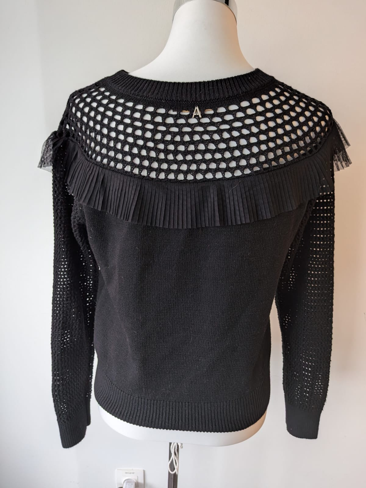 Twinset ACTITUDE Sweater – Wool Blend, Black, Size M, Good Condition
