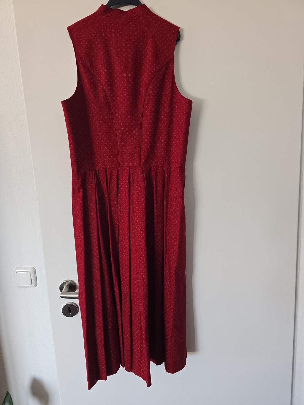 Wenger Dirndl Gr. 38 • rot Baumwolle • zeitloser Alpen-Look • mit Schürze