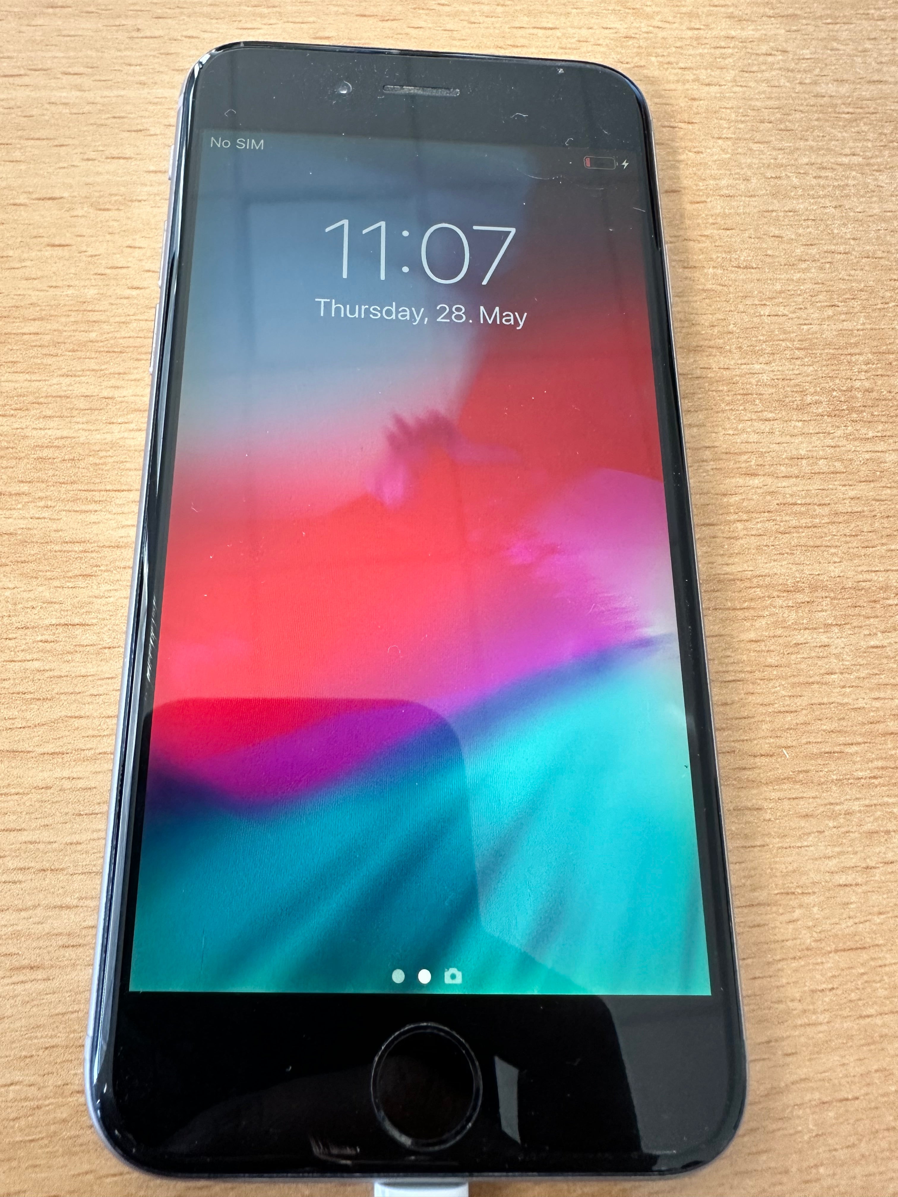 Apple iPhone 6 64GB Space Gray – Good Condition, Unlocked