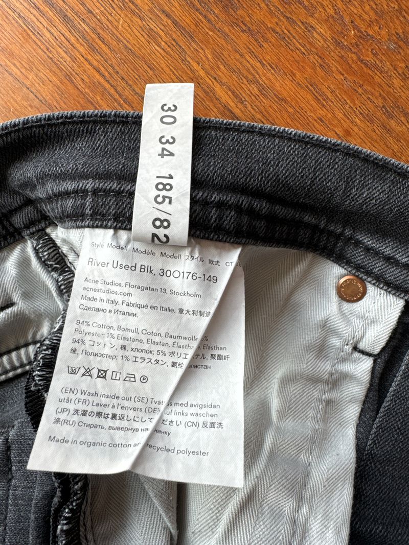 Acne Studios Blå Konst River Jeans W30 L34 Used Black – Guter Zustand