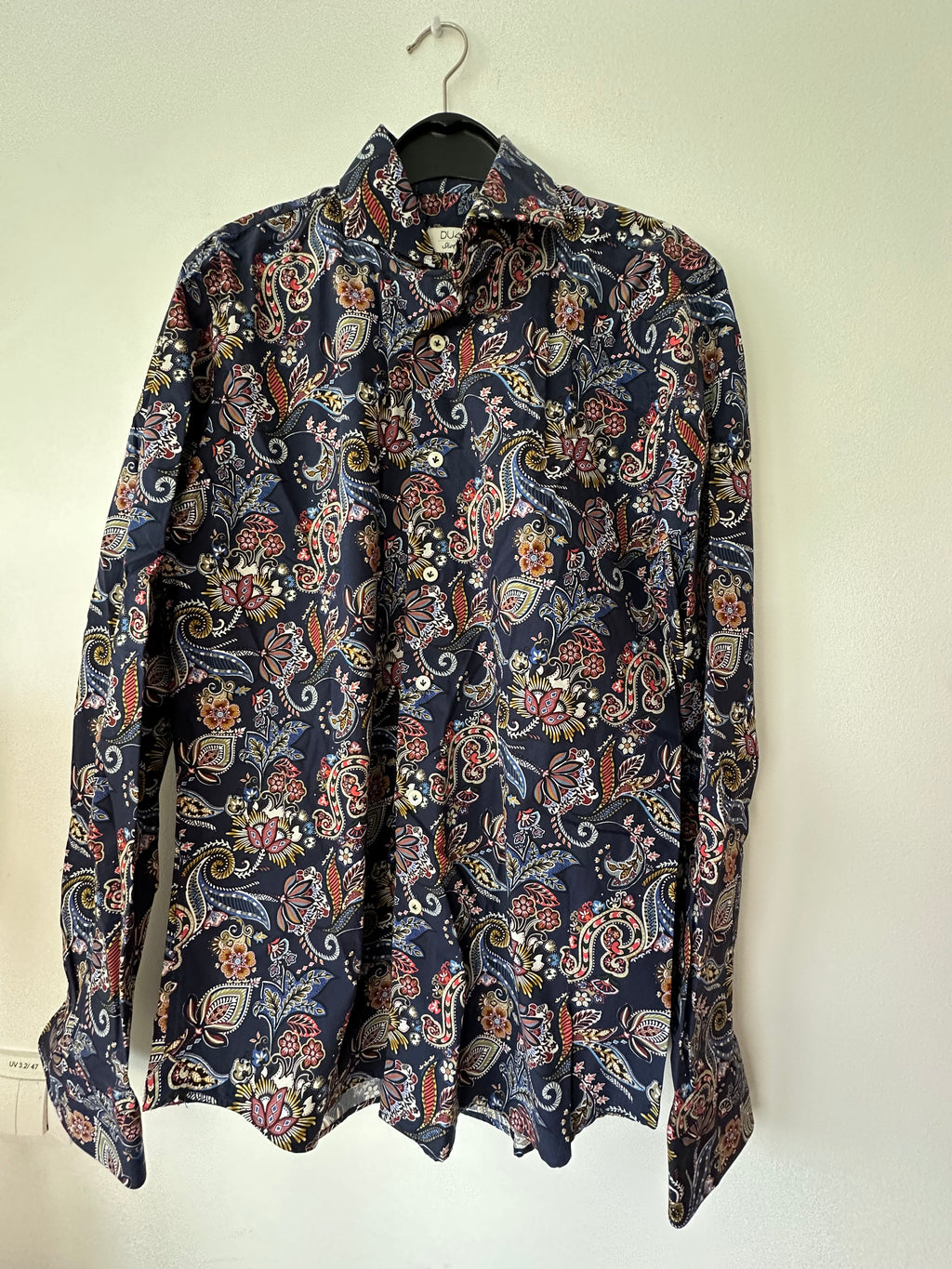 DU4 Men’s Slim-Fit Shirt 40 Navy Floral Print – Very Good Condition