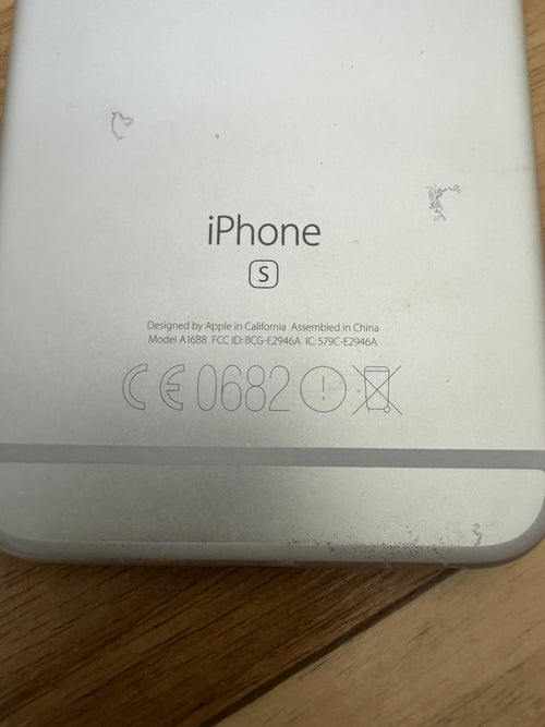 Apple iPhone 6s – 64GB, Silber, Modell A1688, Zustand: Stark gebraucht