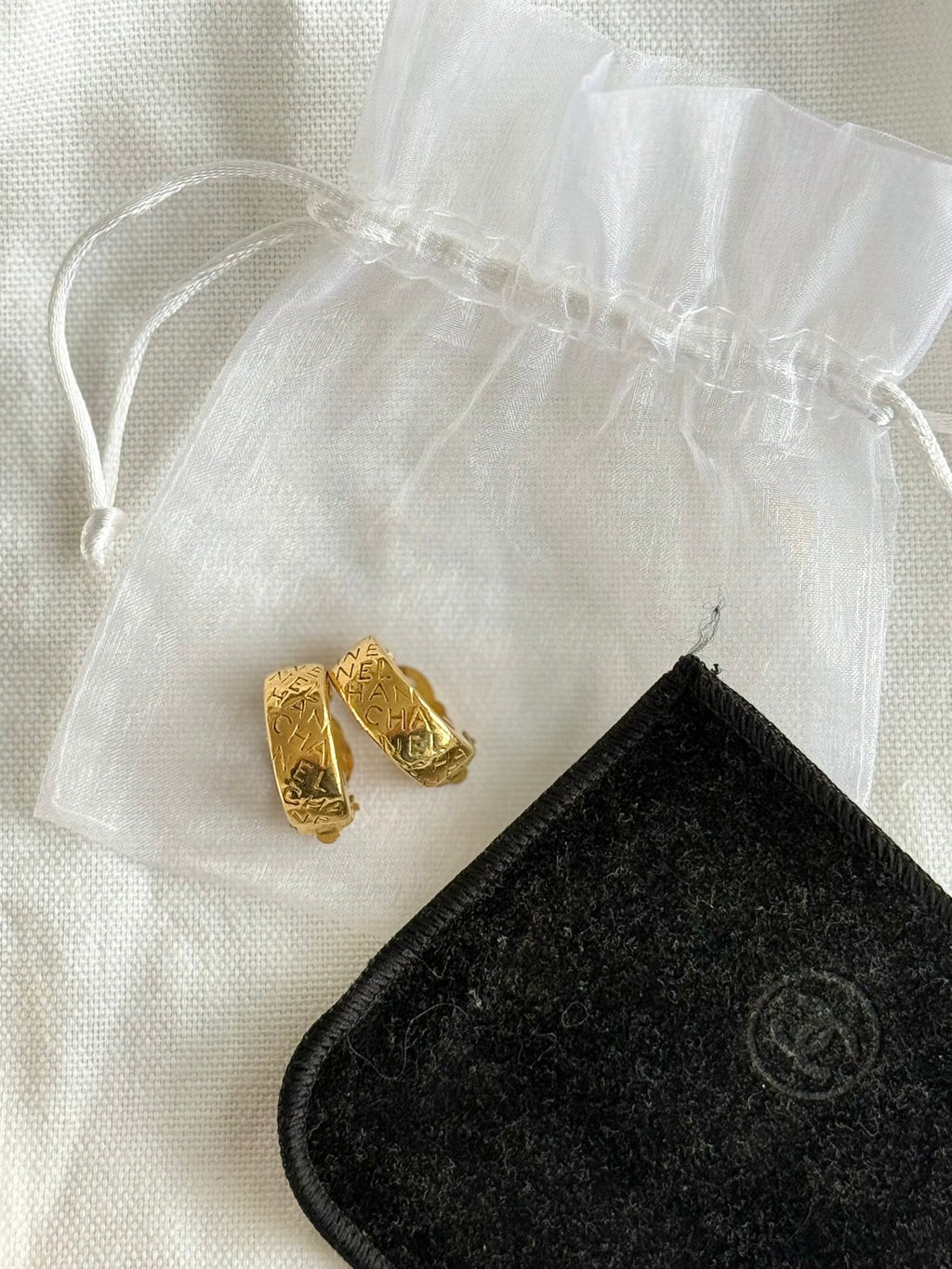 Authentic CHANEL Vintage Gold Medium CC Logo Clip-On Hoop Earrings – Good Condition