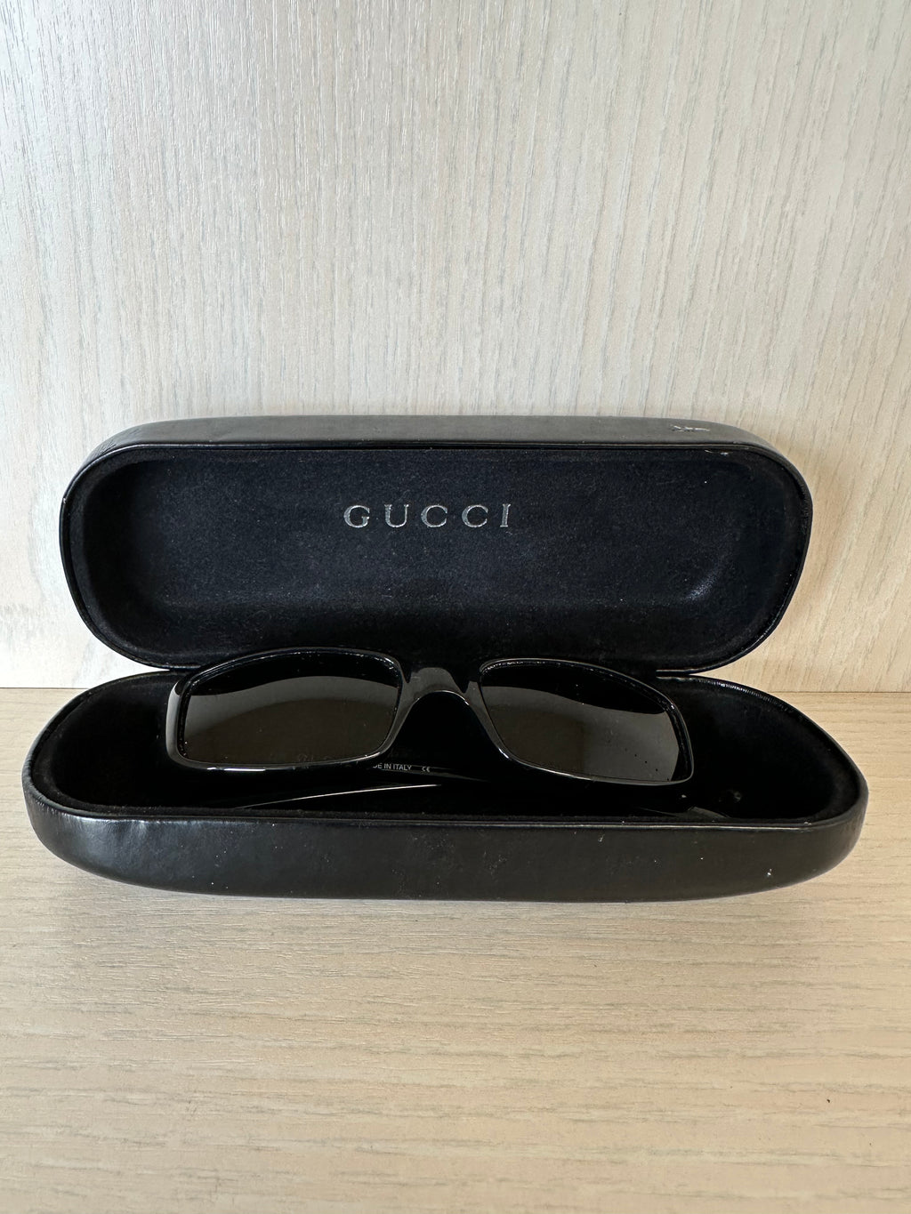 Gucci Sonnenbrille GG1188/S – Schwarz, Silber verspiegelt, guter Zustand