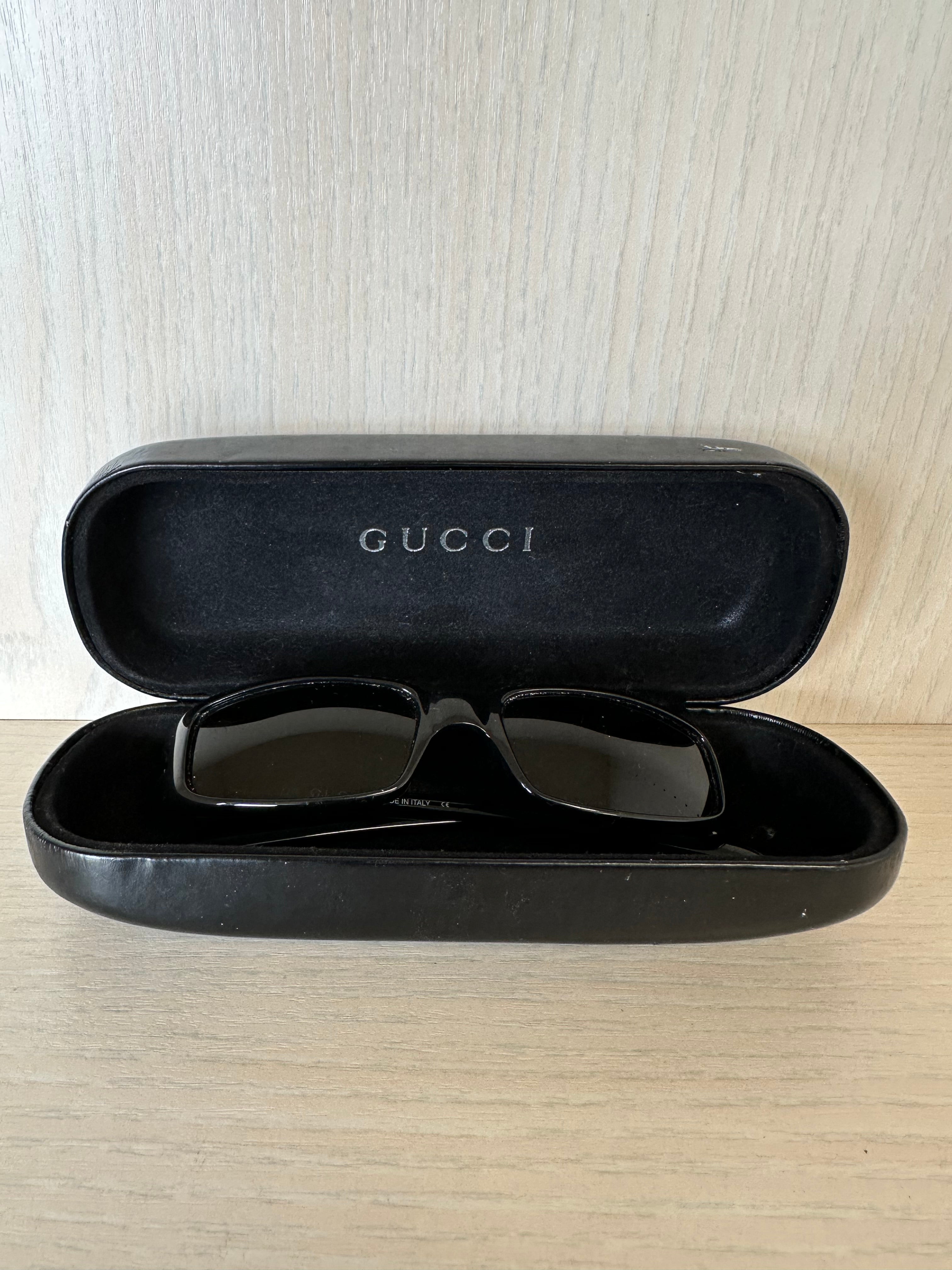 Gucci Sonnenbrille GG1188/S – Schwarz, Silber verspiegelt, guter Zustand