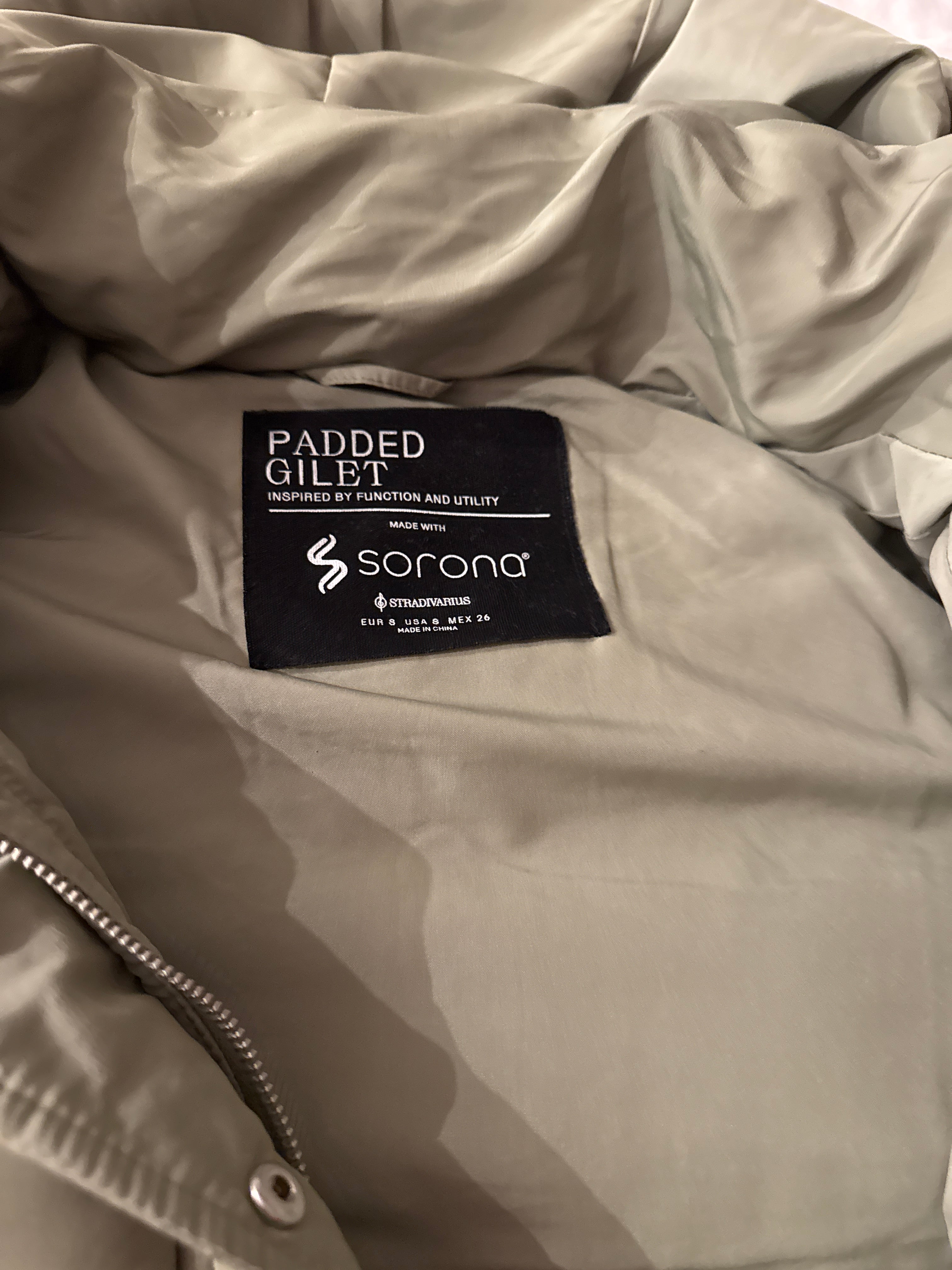 Stradivarius Puffer Weste, Sorona, Gr. M, Salbeigrün – Guter Zustand