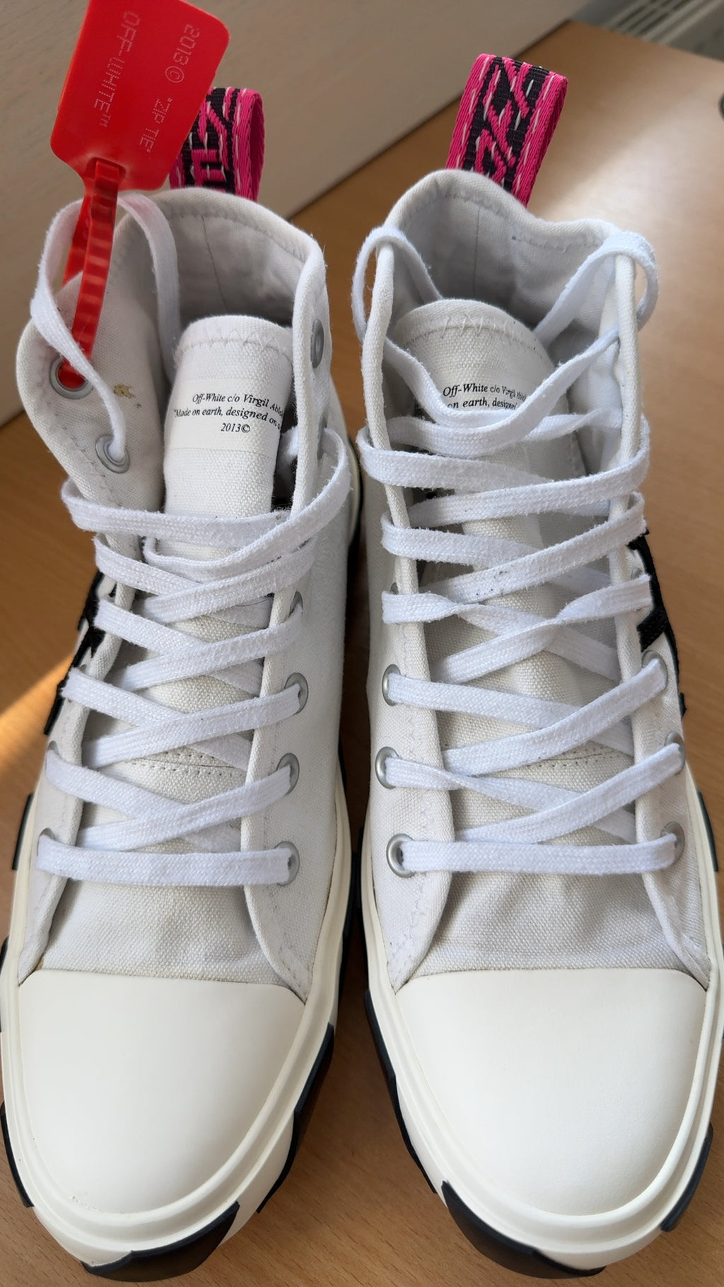 Off-White Vulcanized High-Top Sneakers White Canvas EU 42 Like New