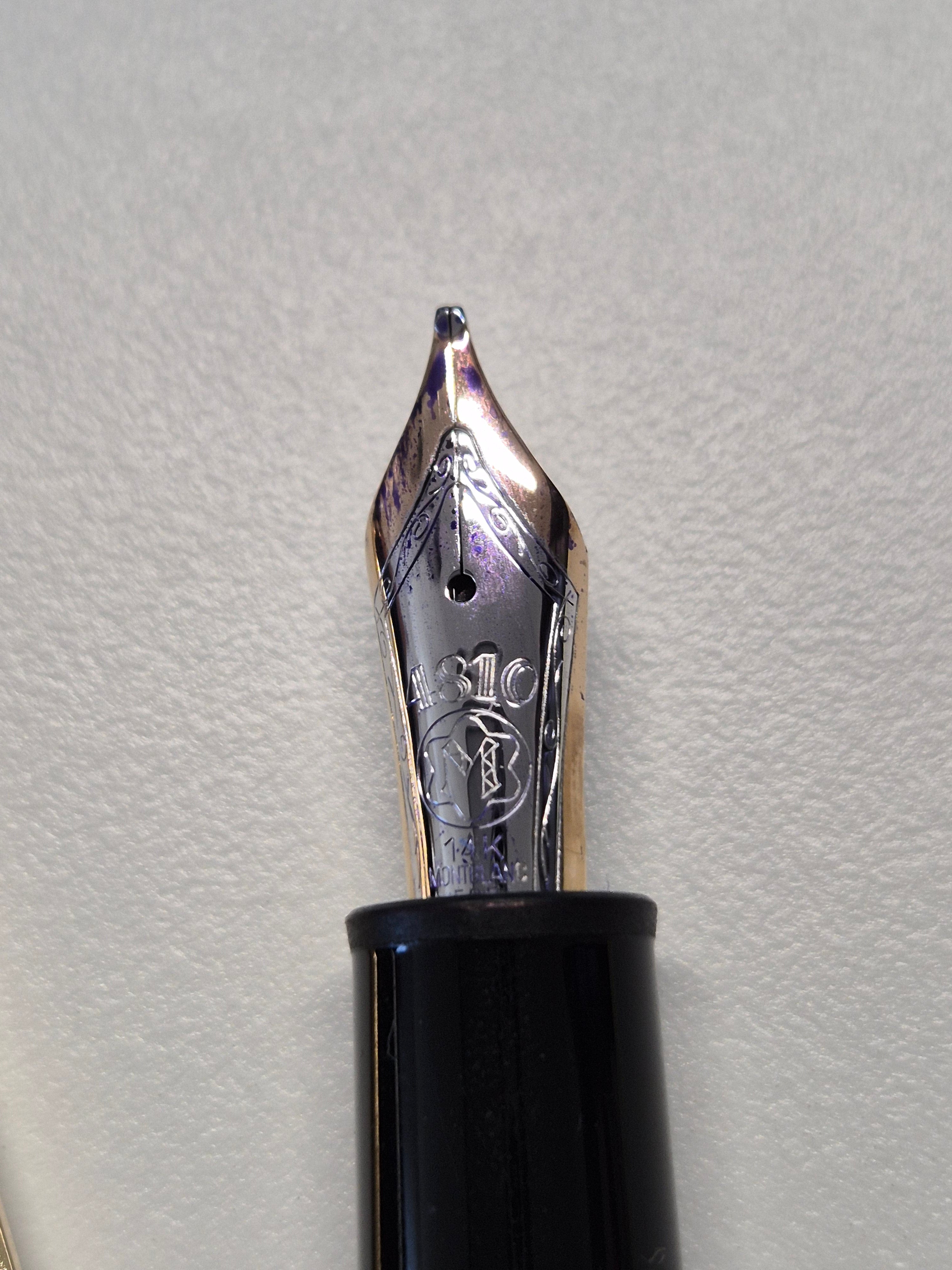 Montblanc Meisterstück 146 Füllfederhalter Schwarz Gold 14K Feder 14cm