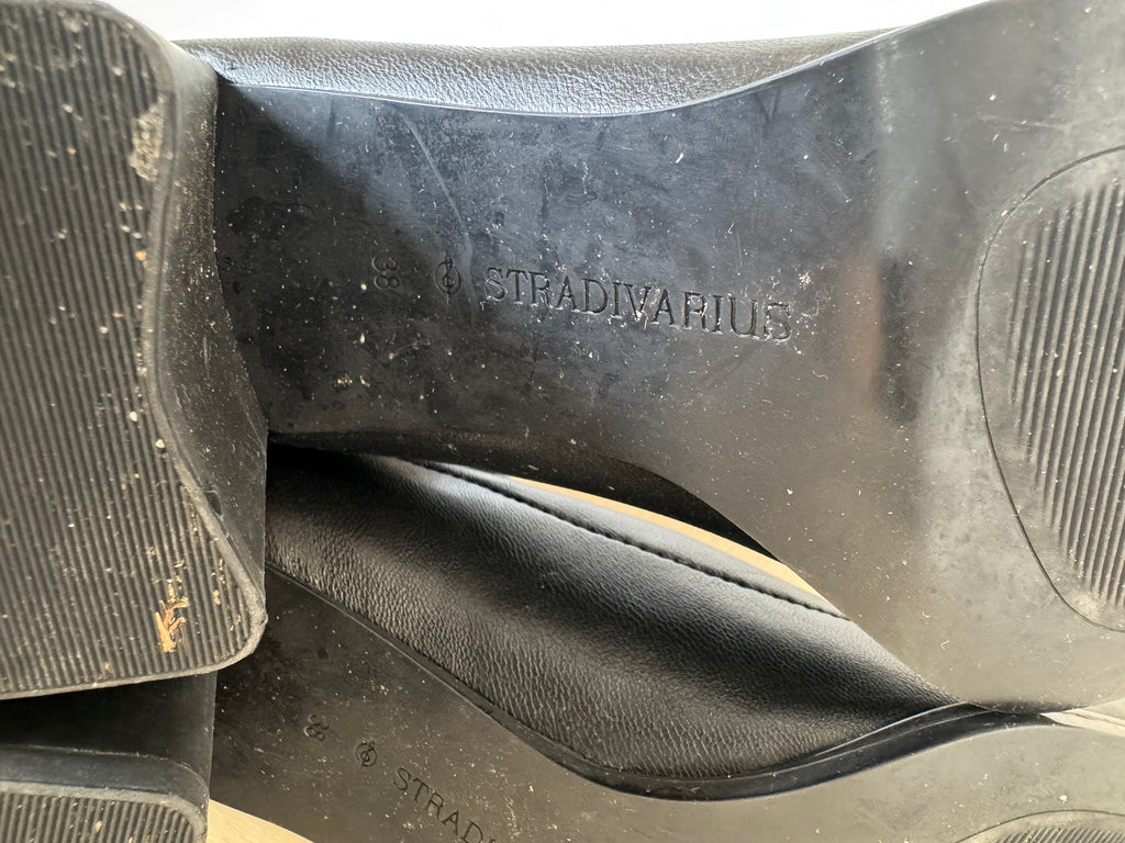 Stradivarius Black Front-Zip Ankle Boots, EU 38, Very Good Condition
