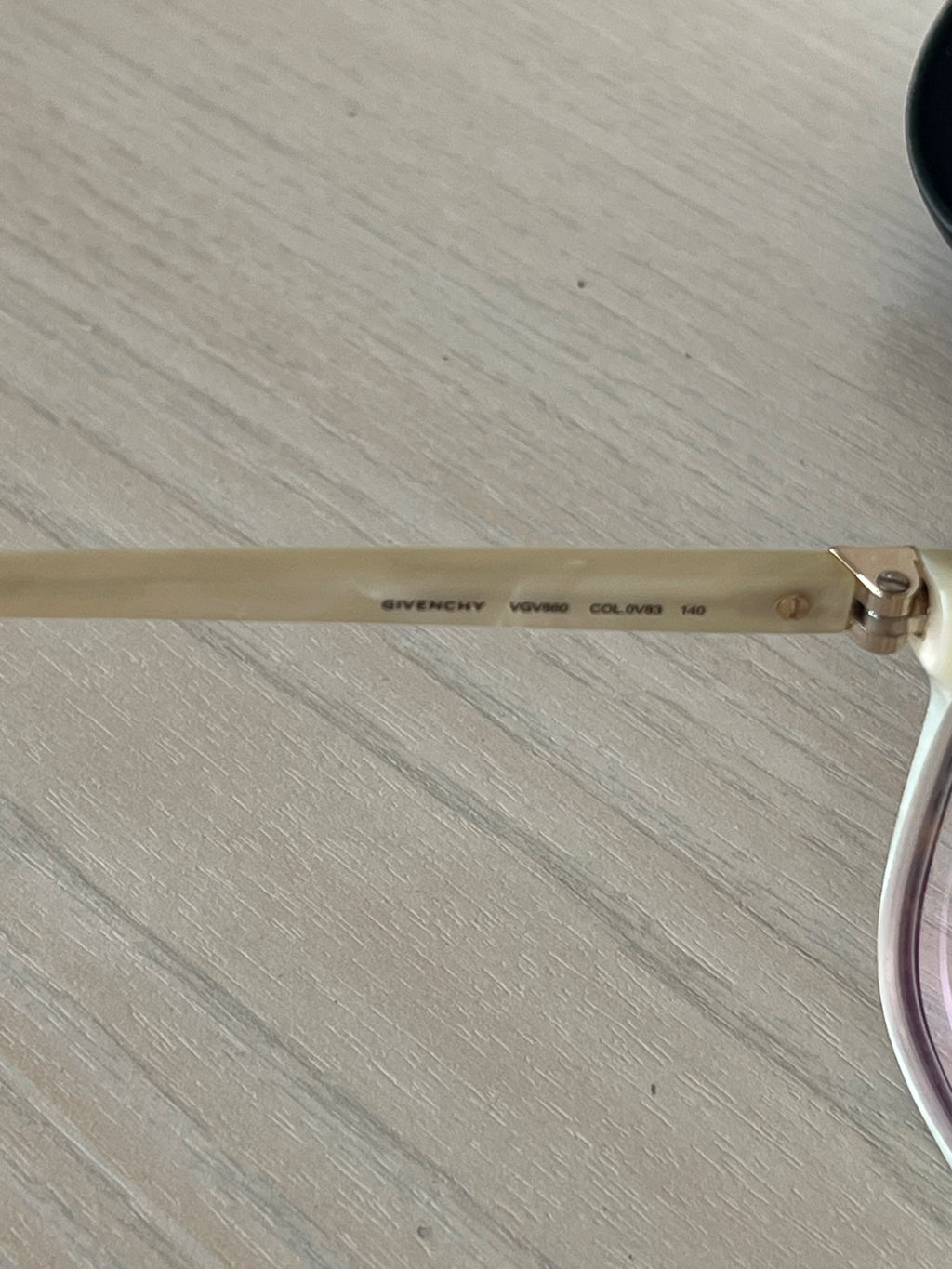 GIVENCHY VGV268 Black/Ivory Women’s Eyeglass Frame 140mm – Very Good