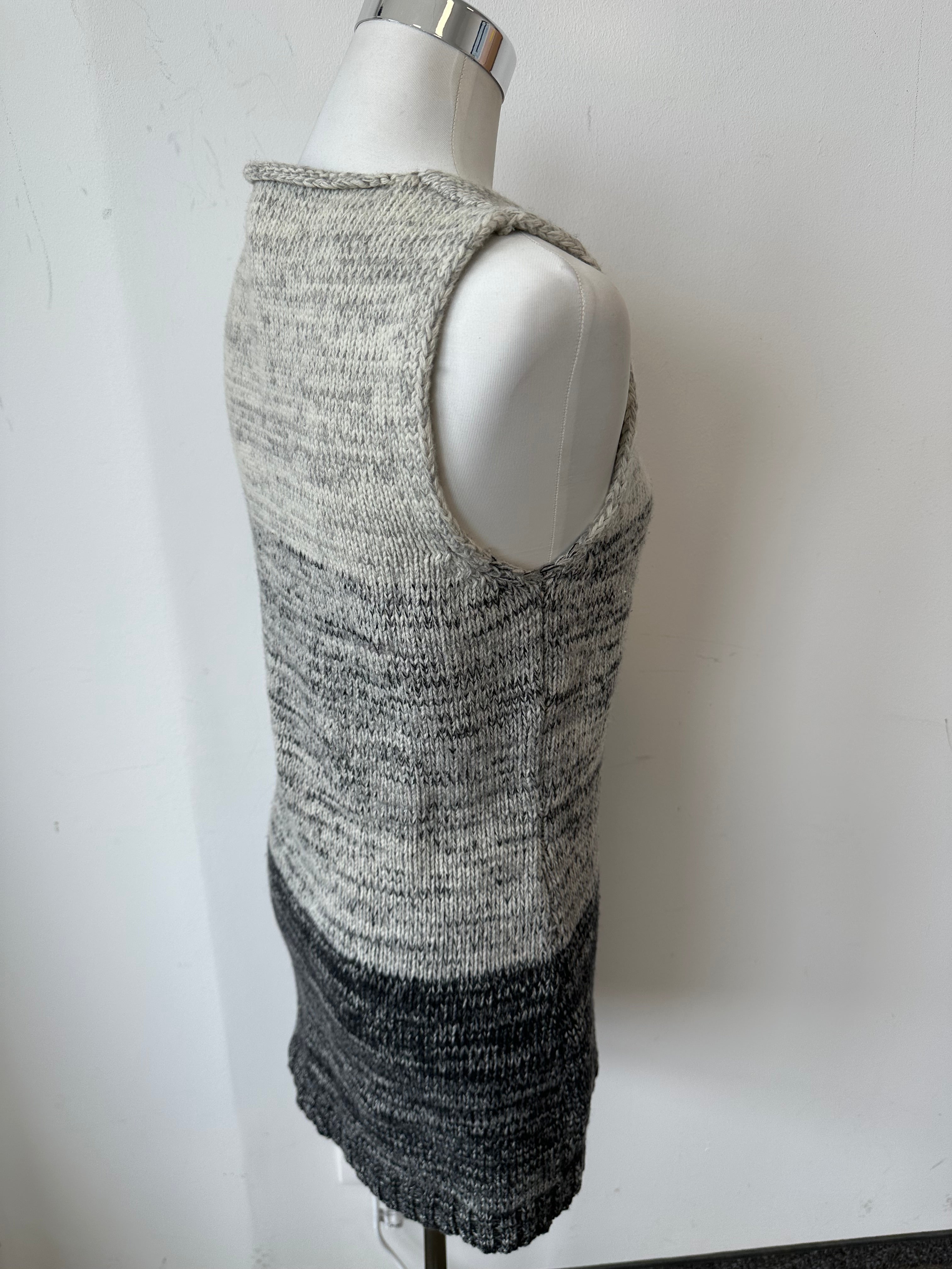 D&G Dolce & Gabbana Wool Sleeveless Tunic Vest L – Gray Gradient, Very Good