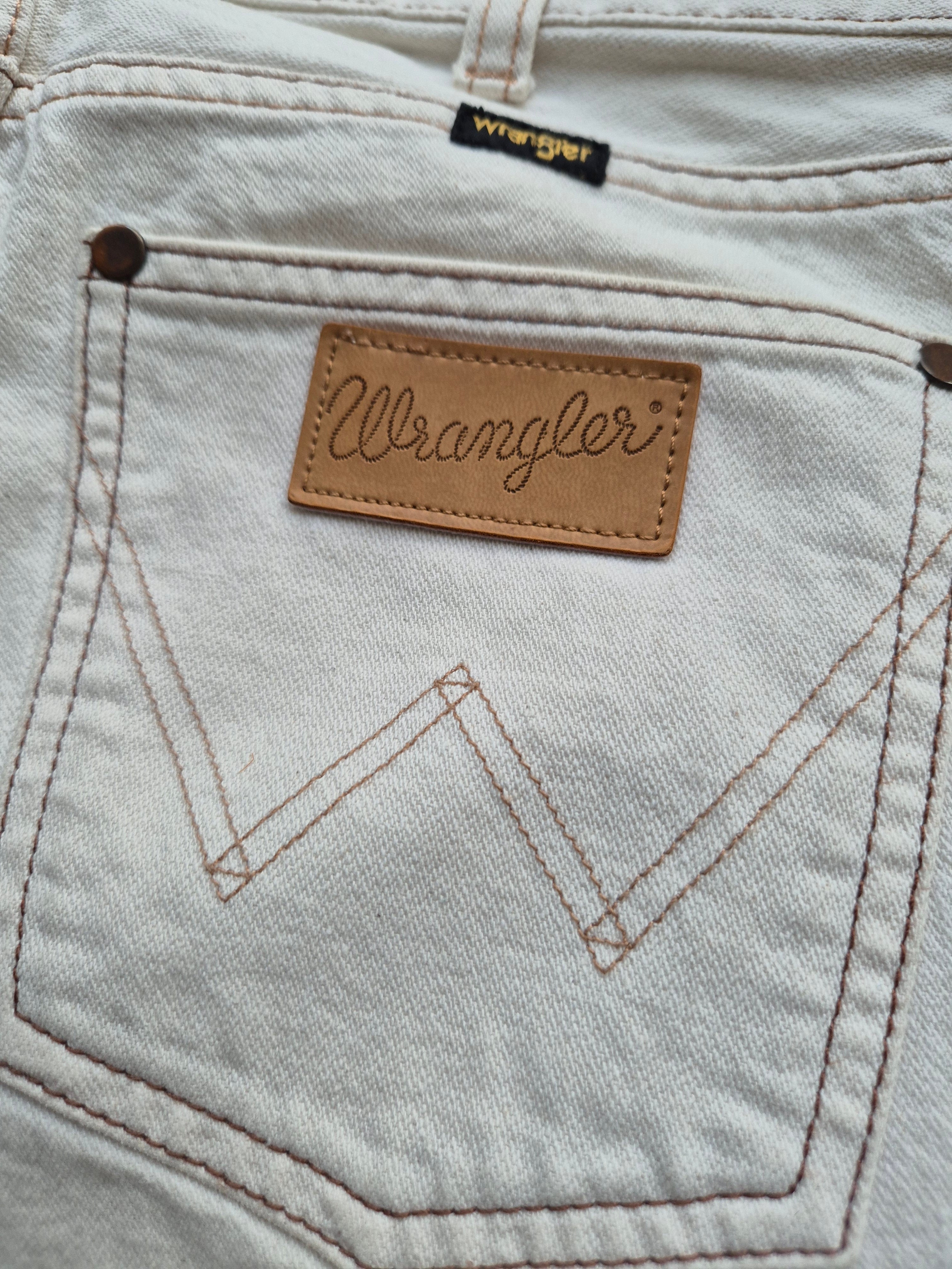 Wrangler Retro High-Rise Straight Jeans W29 L32 – Weiß, guter Zustand