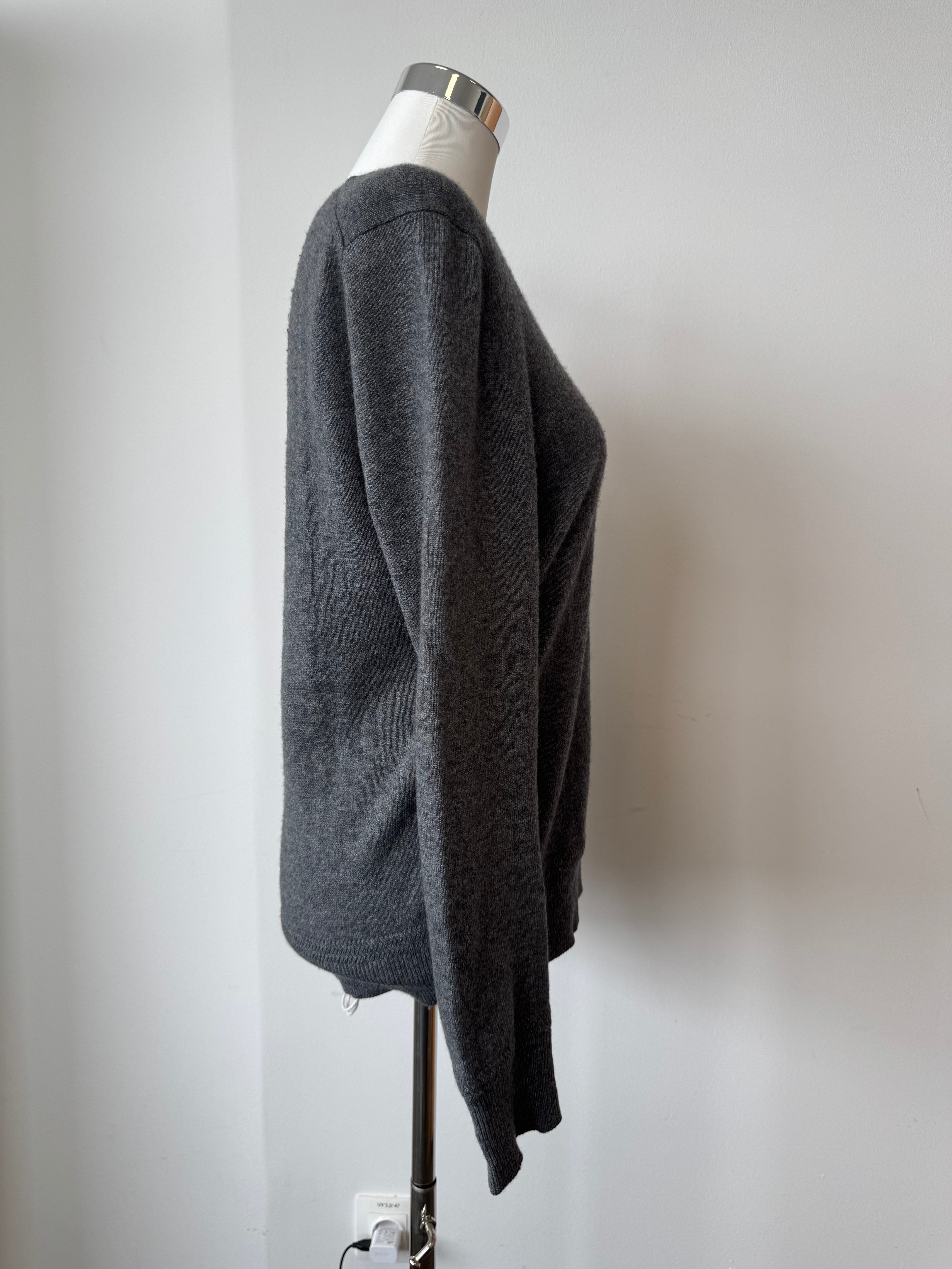 Burberry Kaschmir Crew Neck Pullover Grau Medium Guter Zustand