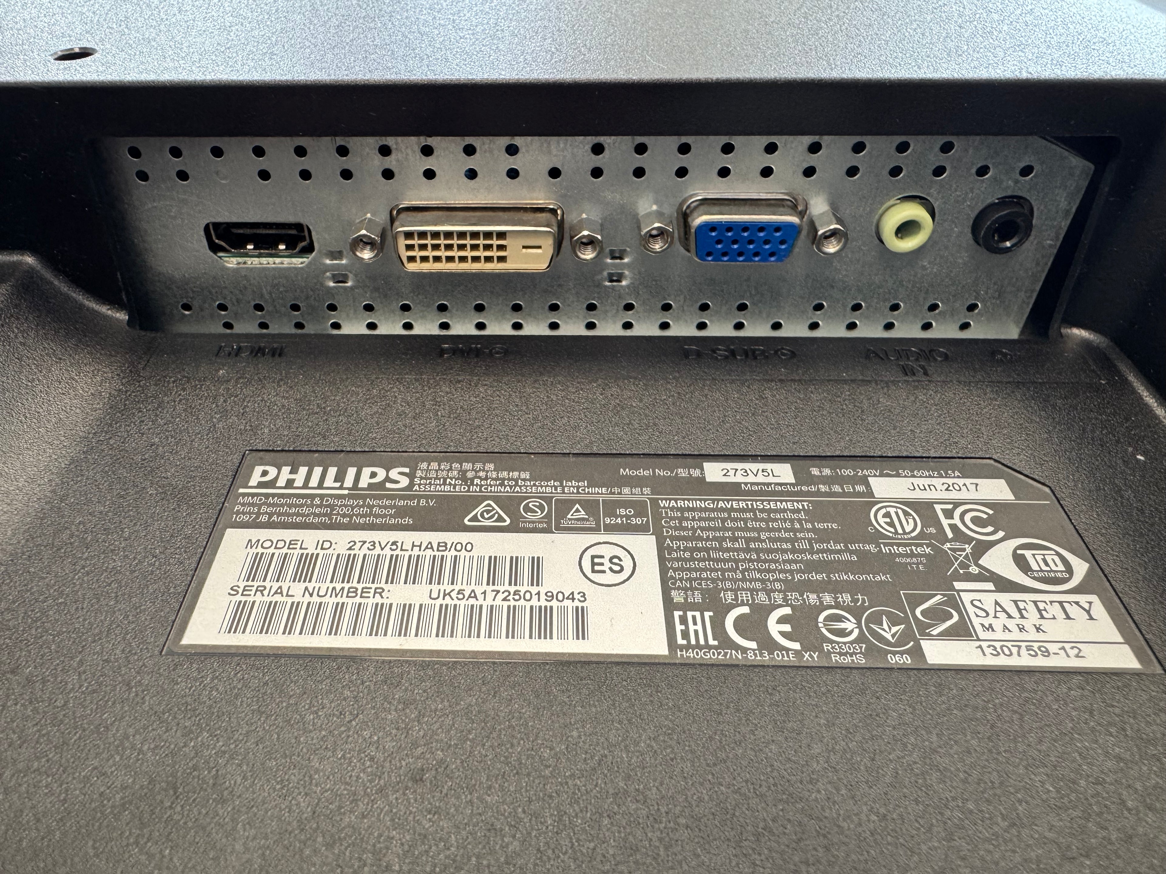 Philips 22 Full HD Monitor 223V5LHSB2, HDMI/VGA, Schwarz, Gebrauchsspuren