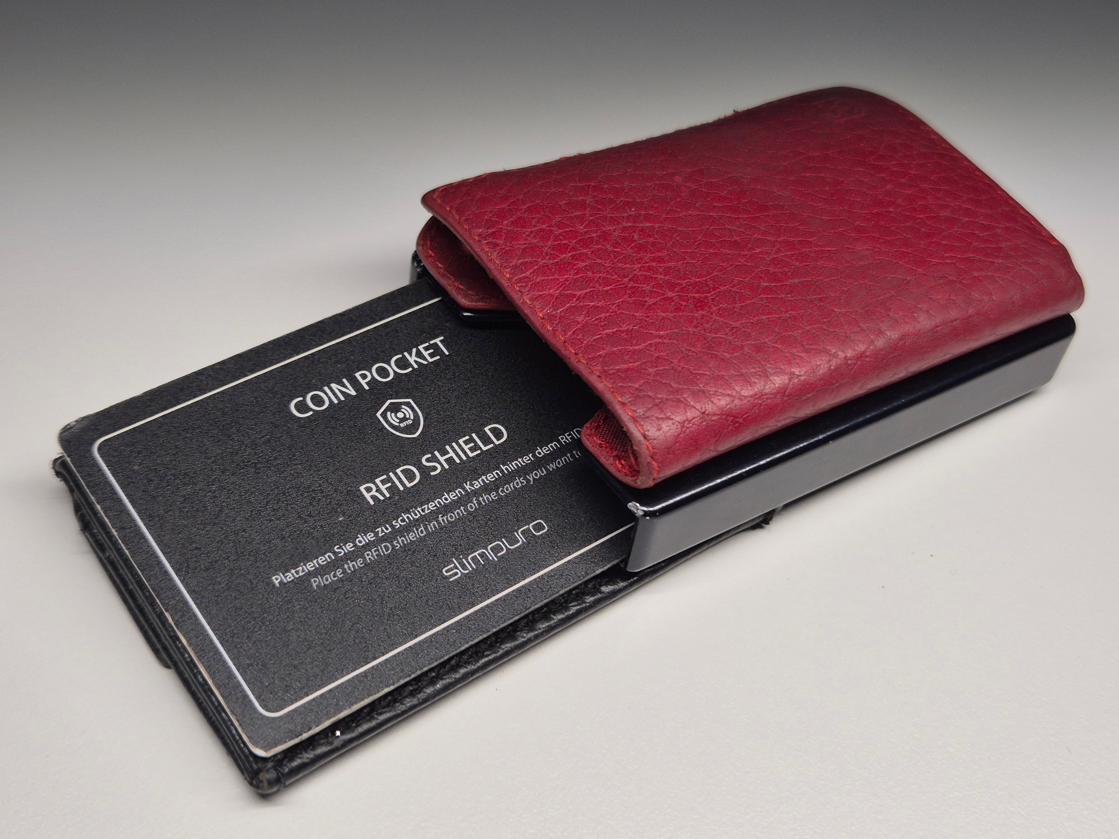 ZNAP Slim Wallet – Black/Red, Standard Trifold Leather, Normal Use