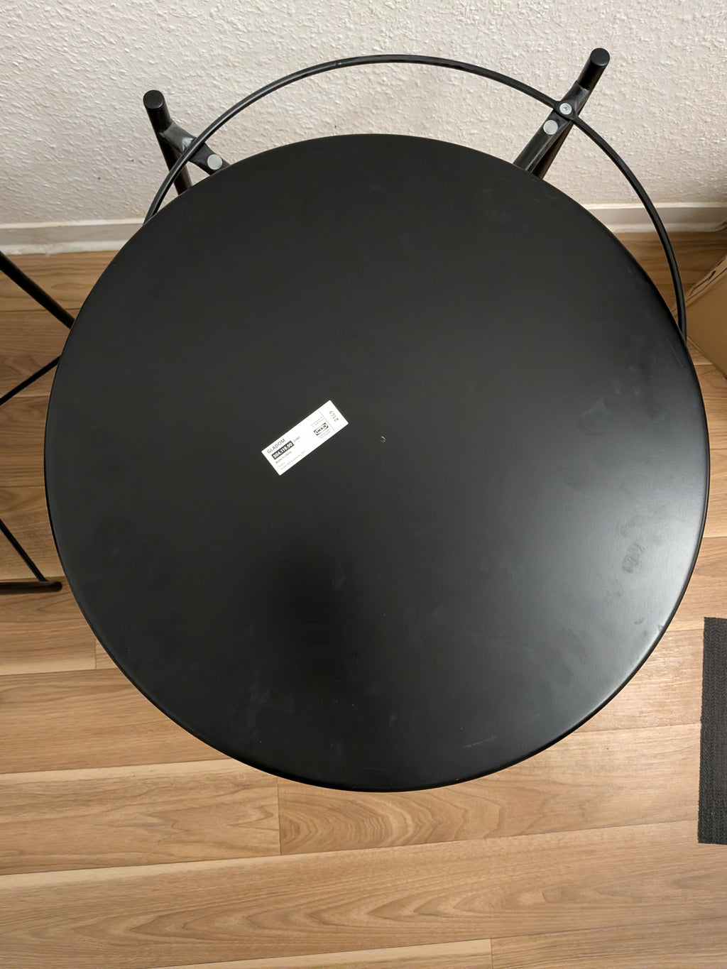 IKEA GLADOM Tabletttisch Schwarz Ø45cm | Abnehmbar | Wie Neu