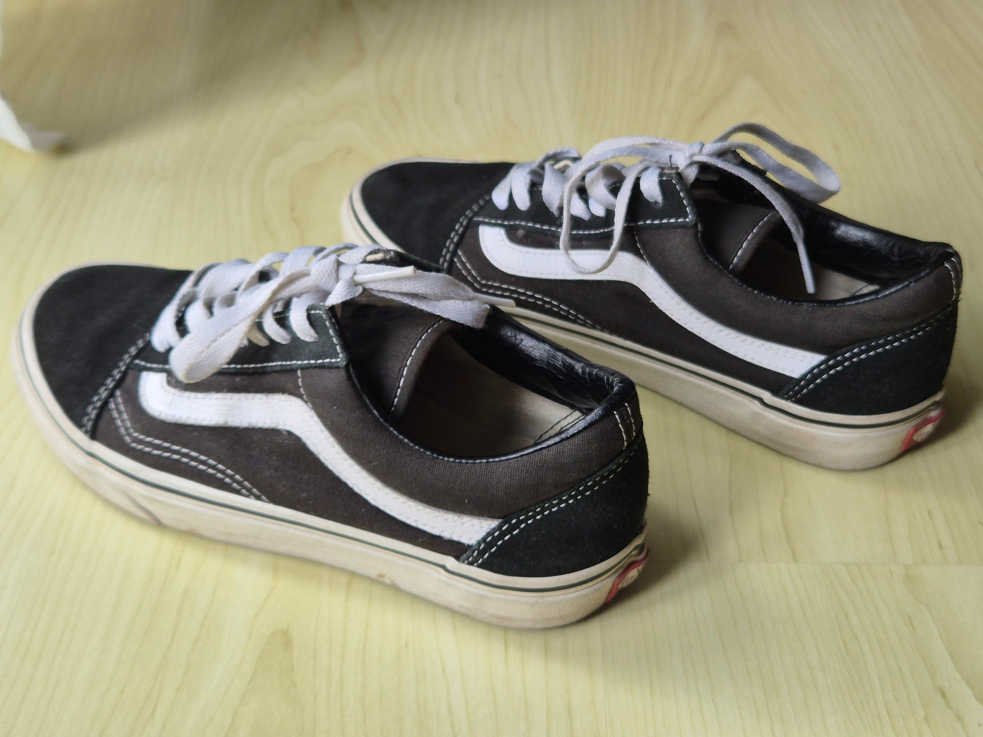 Vans Old Skool Sneaker – Schwarz/Weiß, Canvas/Wildleder, Gr. 38, gebraucht