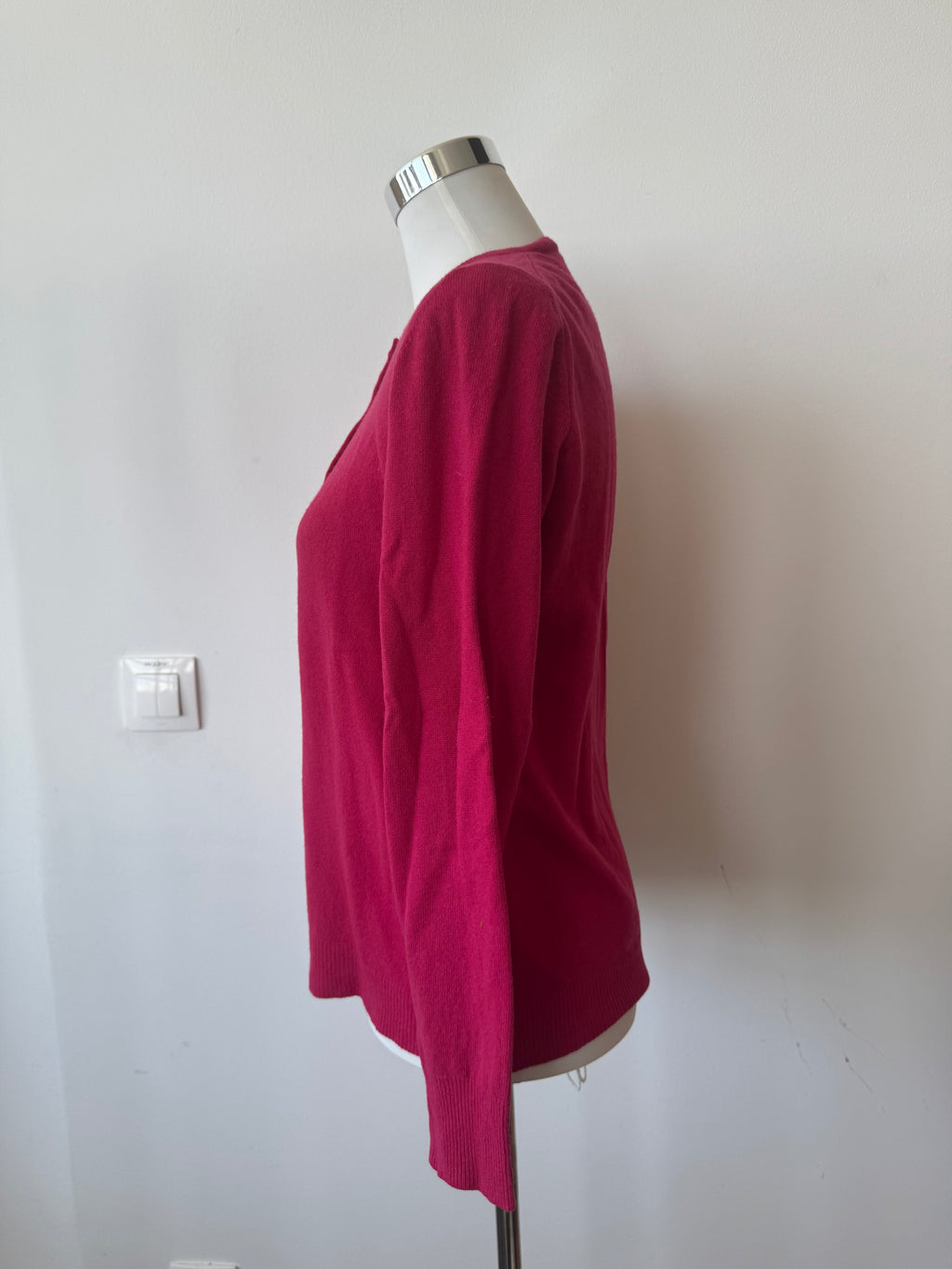 Stile Benetton Extra-Fine Merino Wool Cardigan Red Crew Neck Good Condition