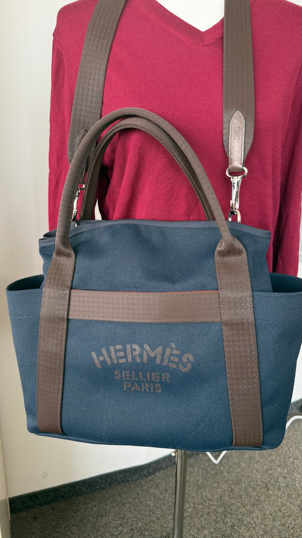 Hermès Sac de Pansage Groom Medium Canvas Navy/Braun mit Riemen, sehr gut