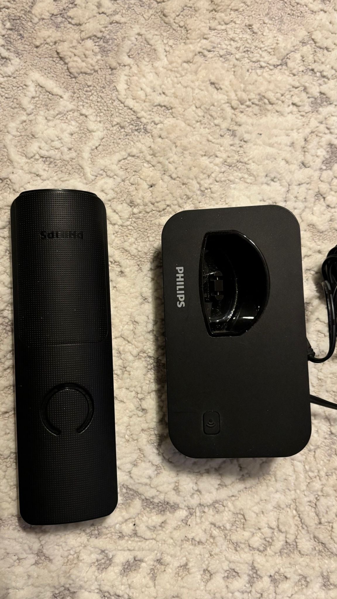Philips D150 DECT Telefon Schwarz mit Basis & Netzteil – sehr guter Zustand
