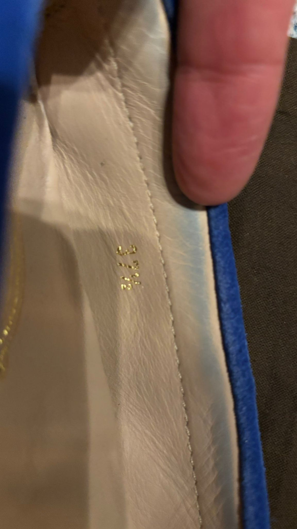 Tod’s „Gommino“ Loafer – Blau Wildleder/Gelbe Schnürung – EU 37.5 – Gut