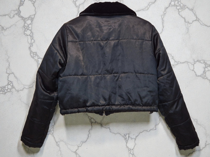 Converse x Miley Cyrus Cropped Puffer Jacket Black, Size M, Very Good