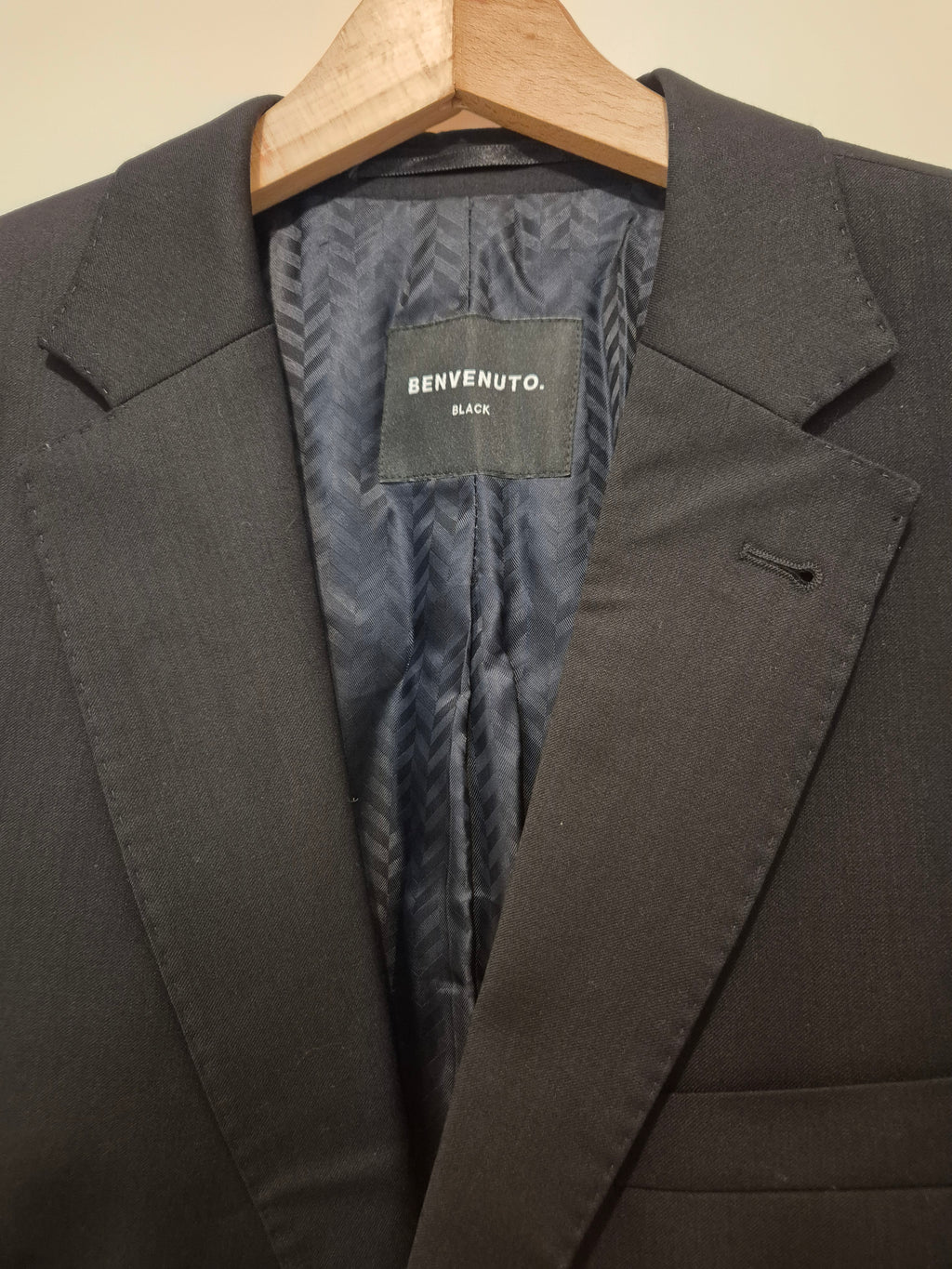 Benvenuto VIVO Blazer Romeo.V | 52 (42R) | Black | Super 110’s Wool | Very Good
