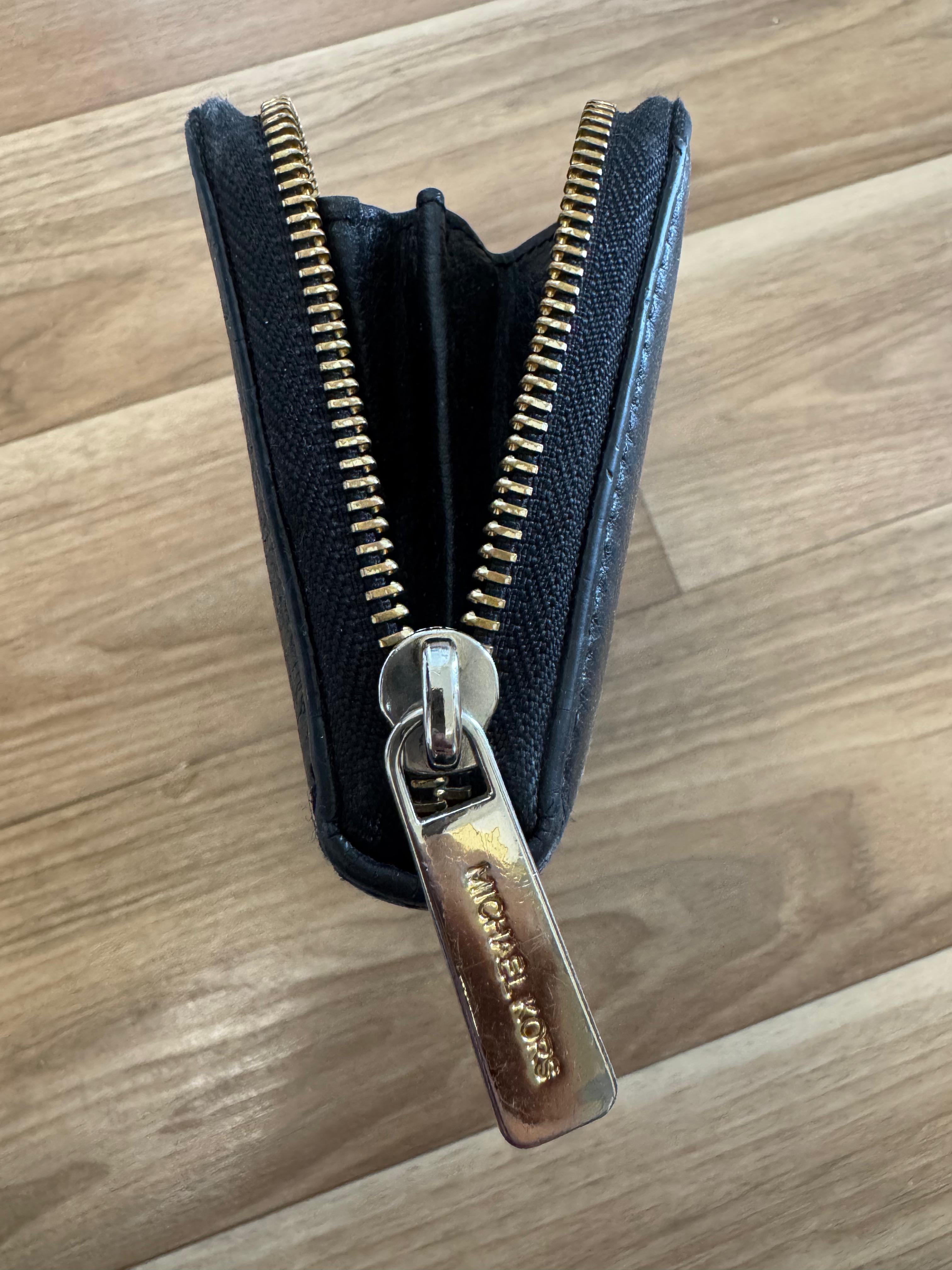Michael Kors Jet Set Travel Wallet – Black Leather, Gold Hardware, Good Condition