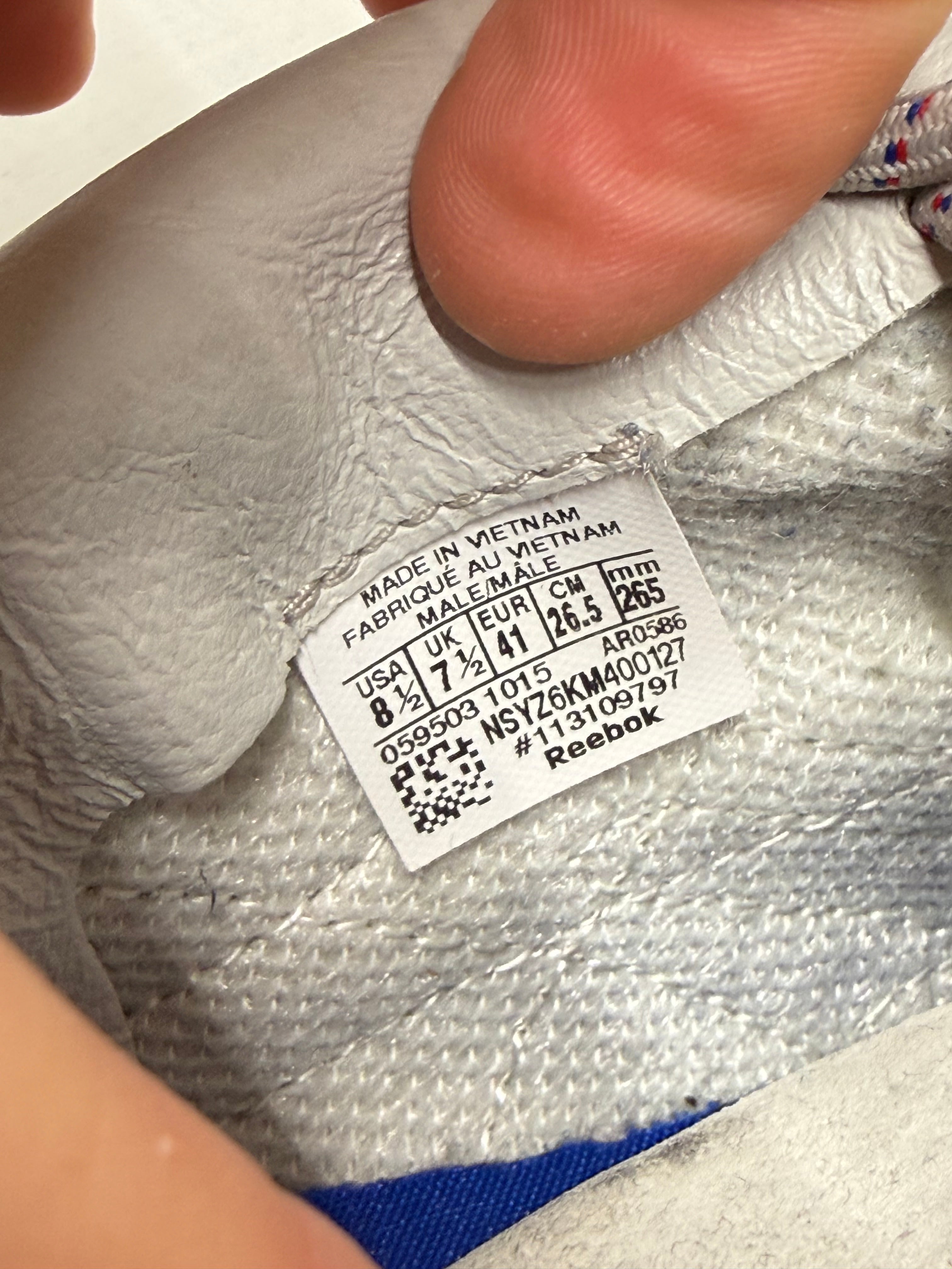 Reebok Classic Leather x Kendrick Lamar Neutral, Gr. 41, Gut, Grau/Blau/Rot
