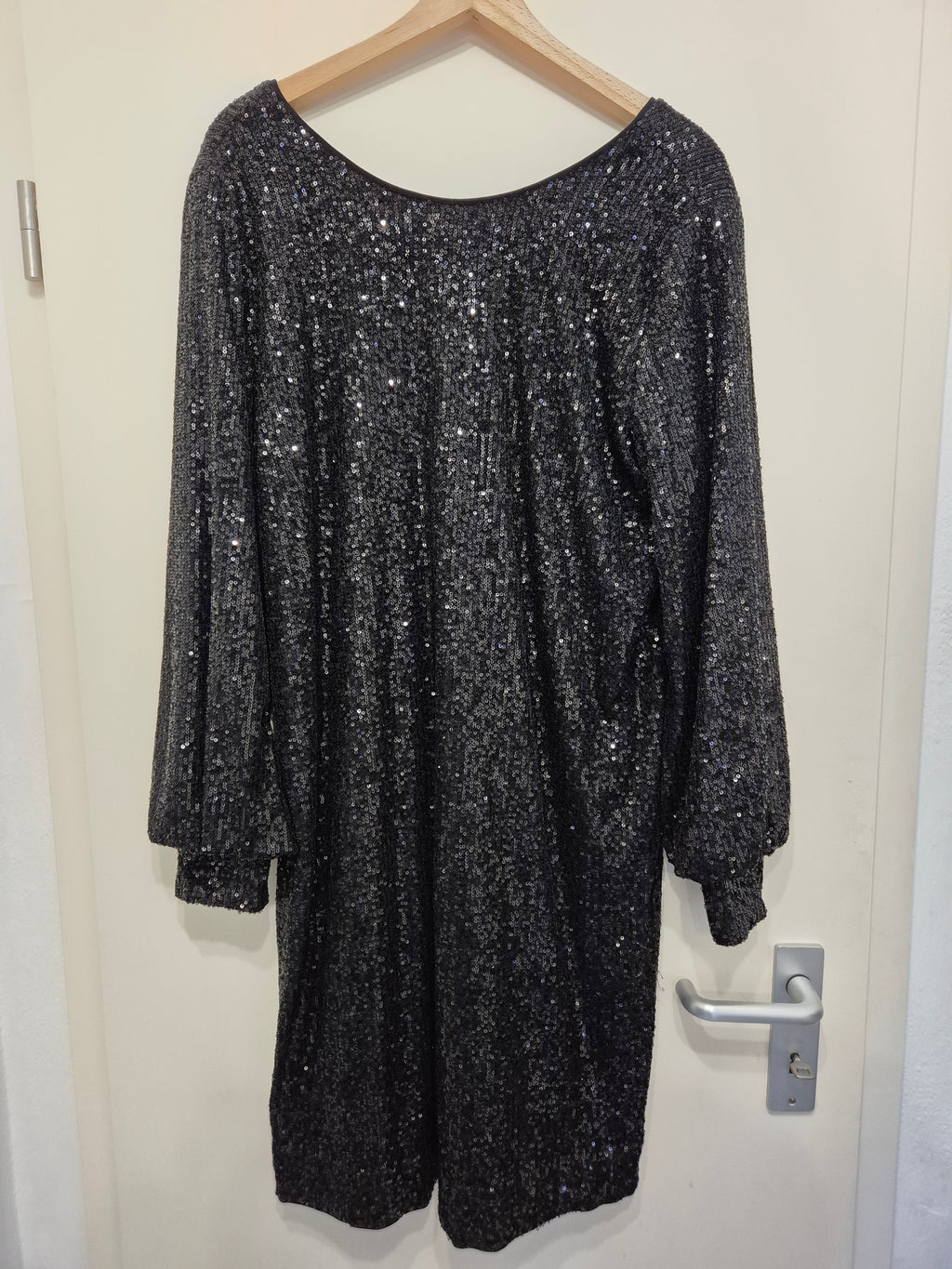 Maison 123 Charme R Paillettenkleid – Schwarz, Gr. DE 42 FR 44, Neu