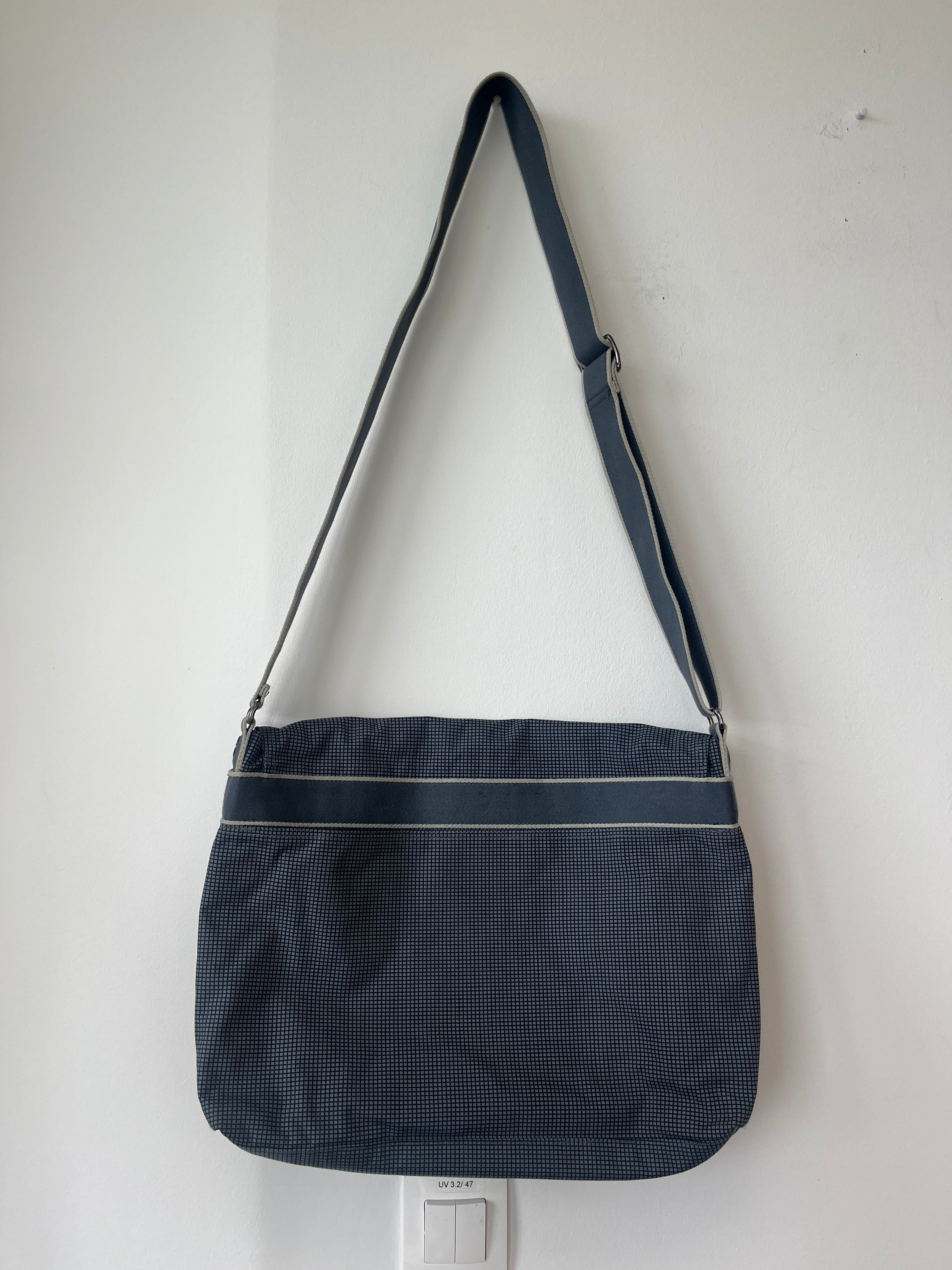 Lacoste Messenger Bag – Blau Micro-Karo – Sehr guter Zustand – Groß