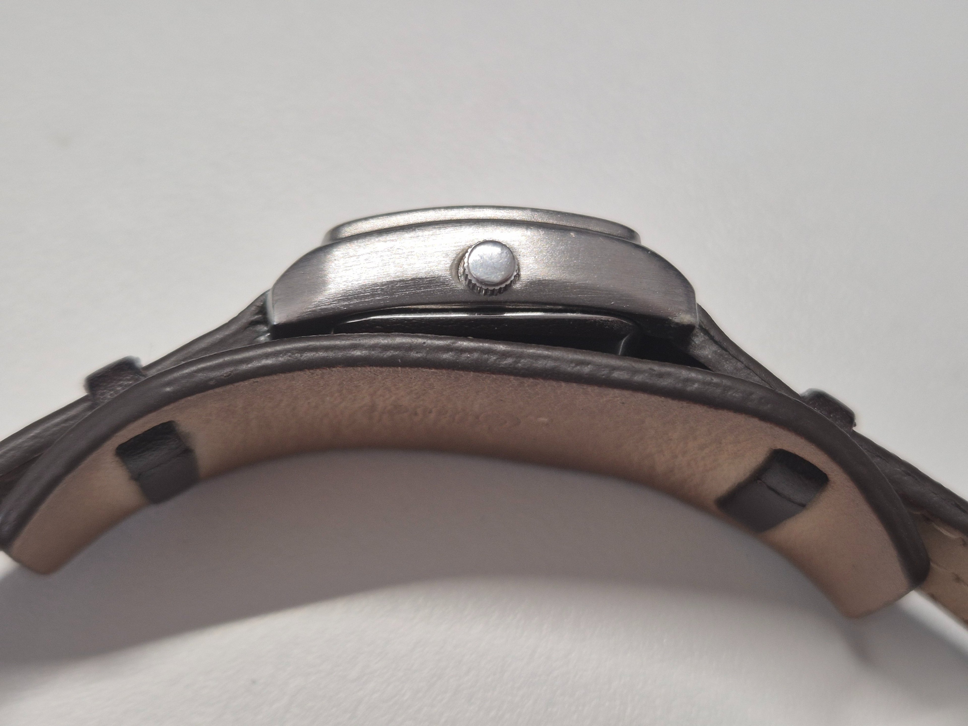 s.Oliver SO-1709-LQ Uhr, rechteckig, Quarz, Edelstahl, Lederarmband, gut