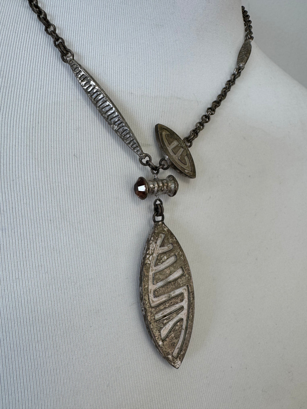 Konplott Leaf Pendant Long Necklace Silver Tone Metal 80-90cm Normal Use