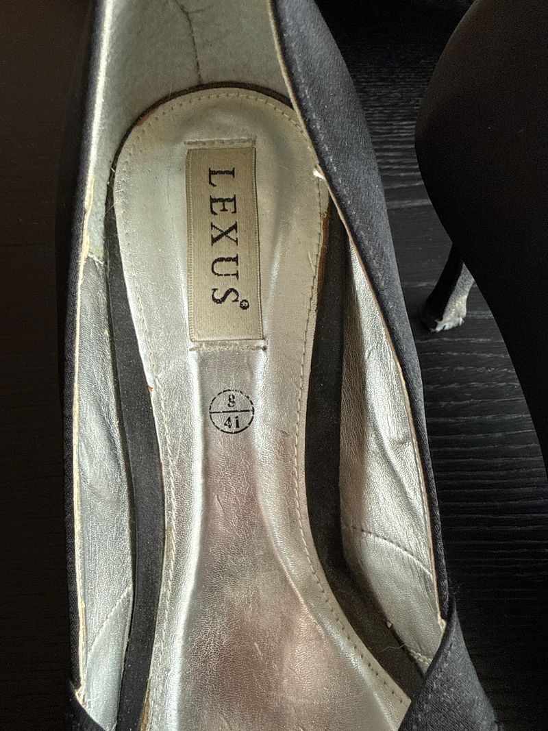 LEXUS Satin Peep-Toe Heels – Strass, Schwarz, Gr. 41, Guter Zustand