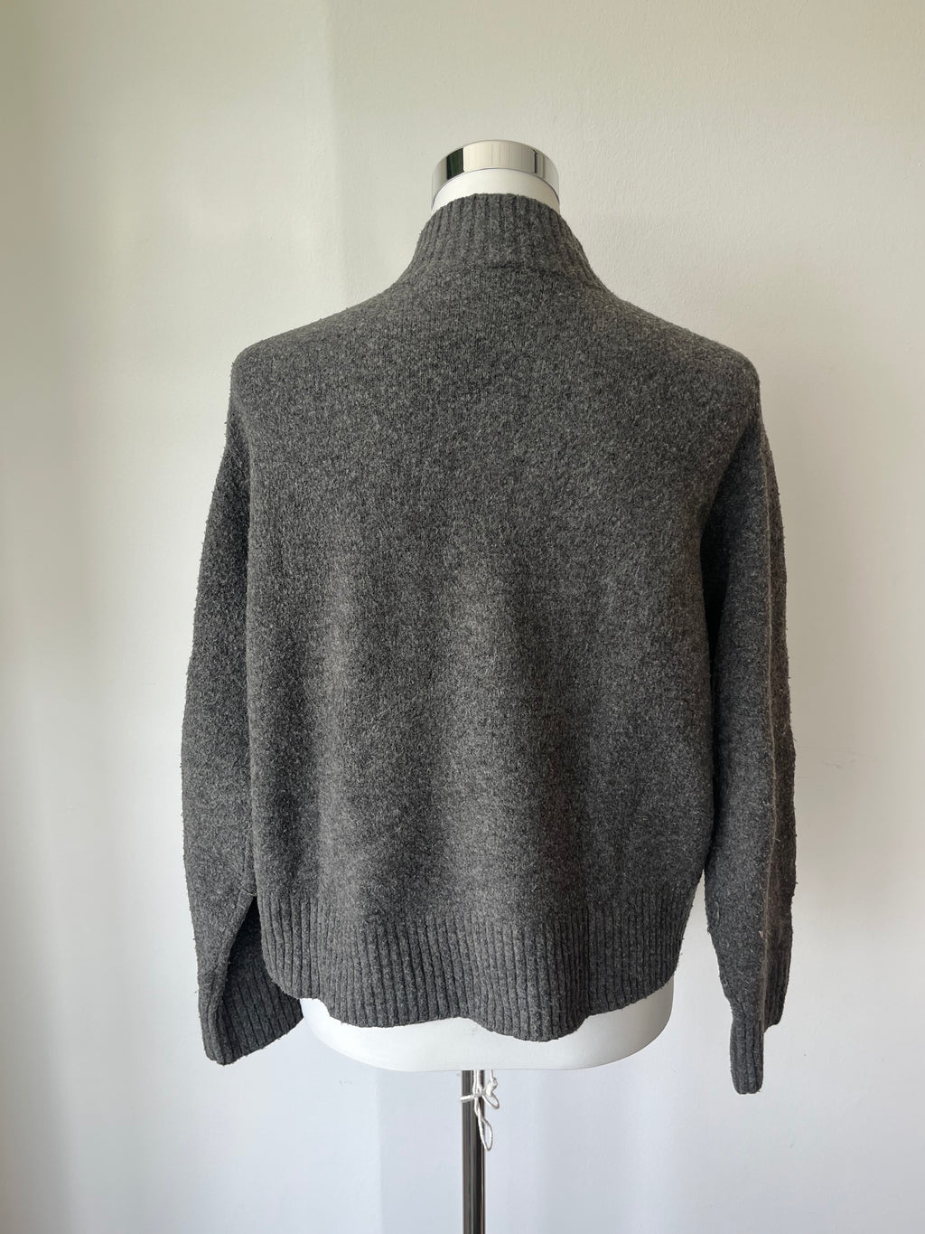 Uniqlo Pullover XS – Anthrazitgrau, Acryl-Wollmix, guter Zustand